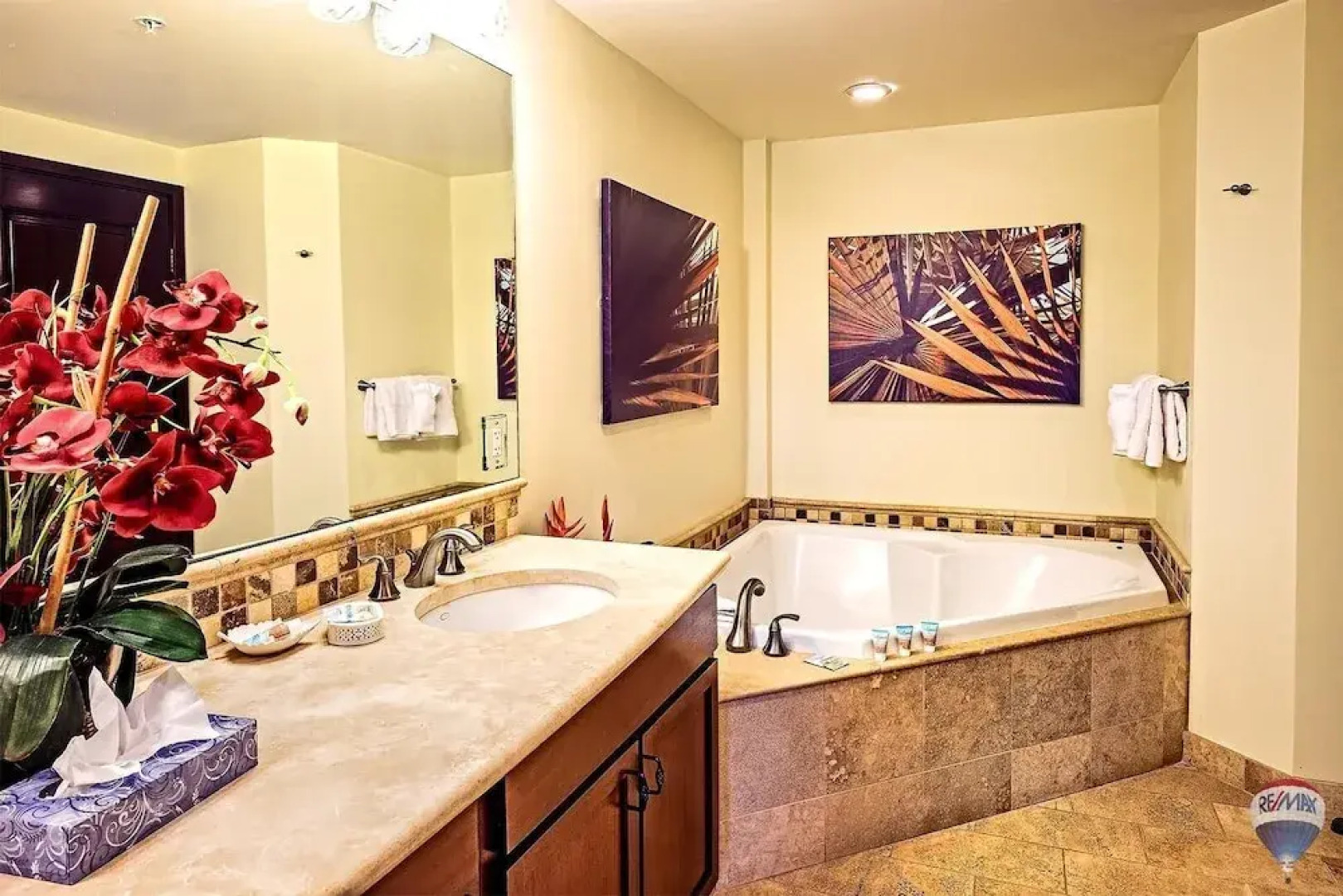 Waipouli Beach Resort E-205