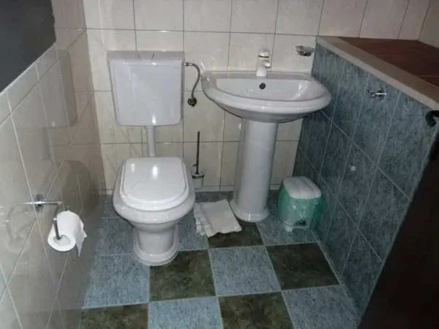 Apartments and Rooms Villa Mir