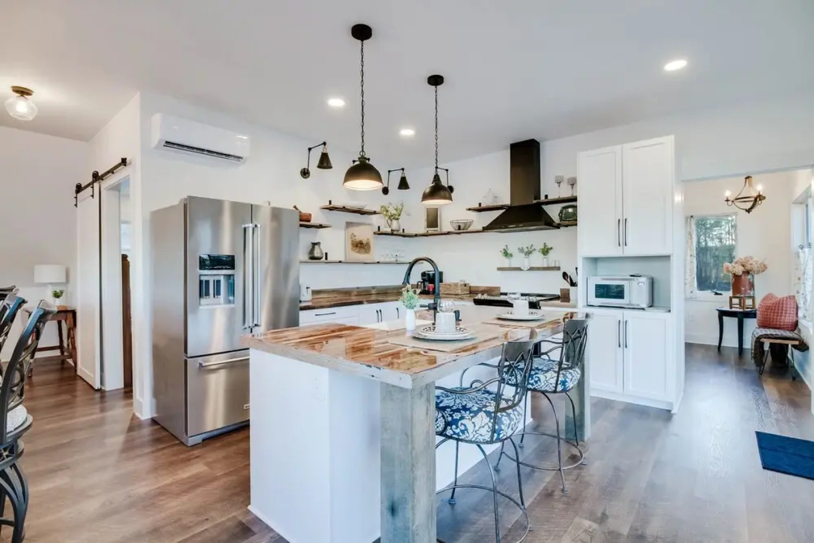 Goodview Lake House w/ Boat Dock, Kayaks & Views!