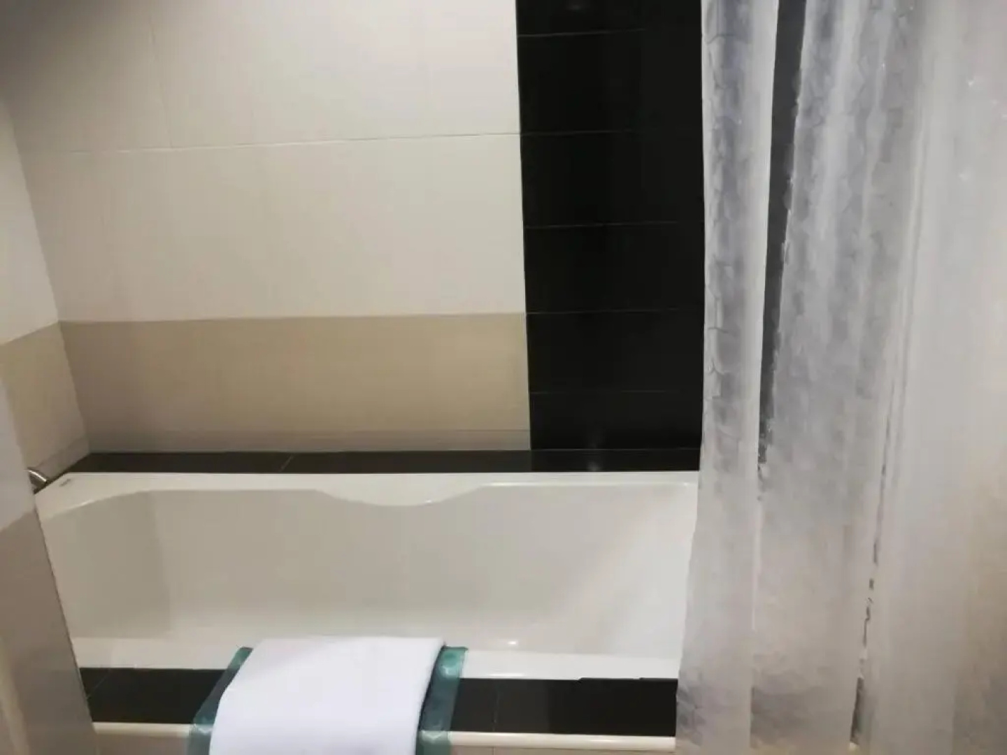 Ayara Grand Palace Hotel