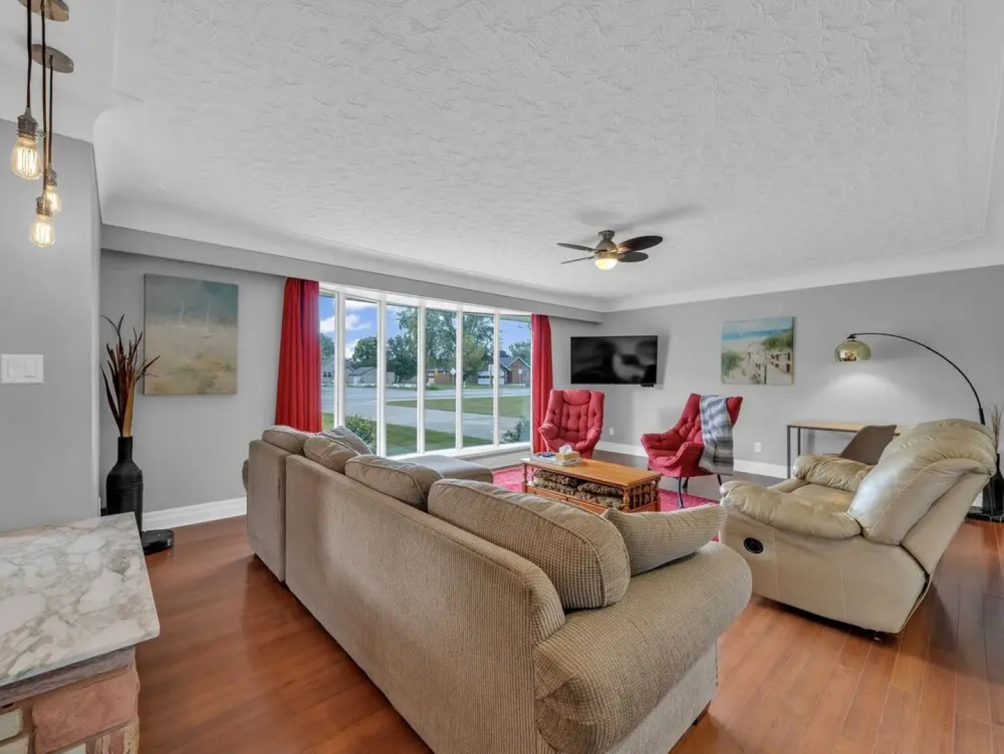 Park Bungalow #4 - Seacliff Beach Suites
