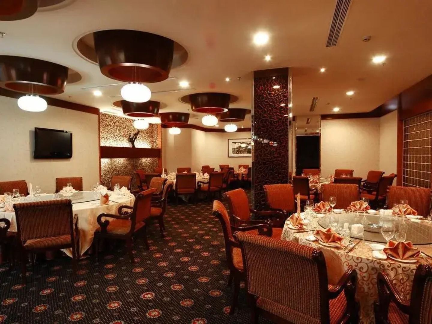 Emeishan Huasheng Spa Hotel