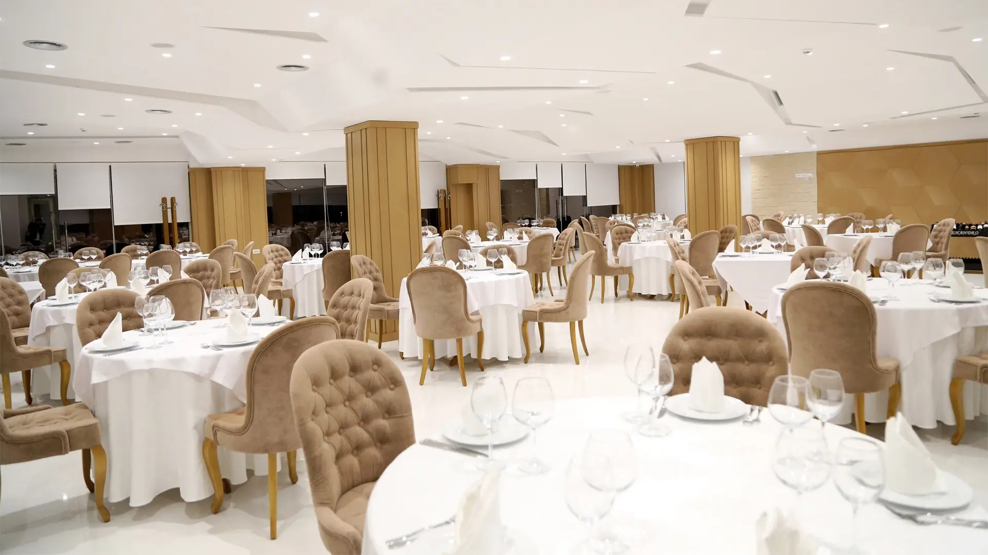Santa Quaranta Premium Resort