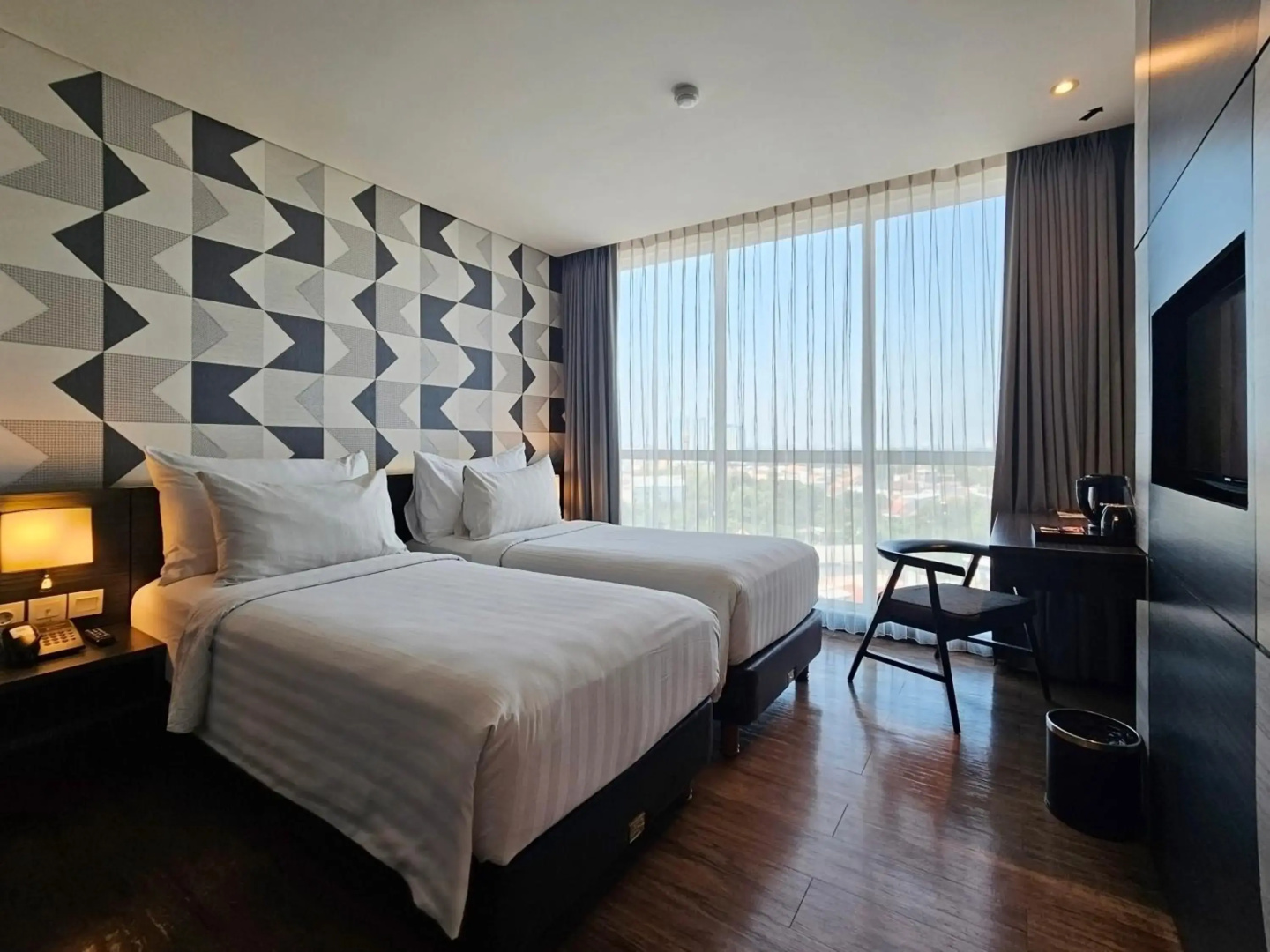 Luminor Hotel Jemursari by WH