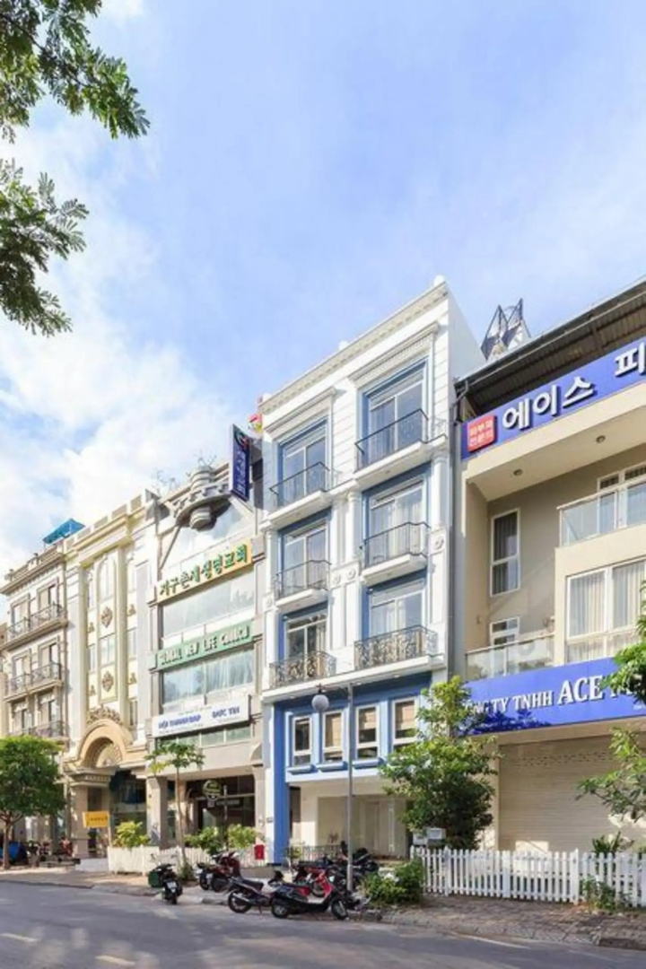 Saki Aparthotel 4
