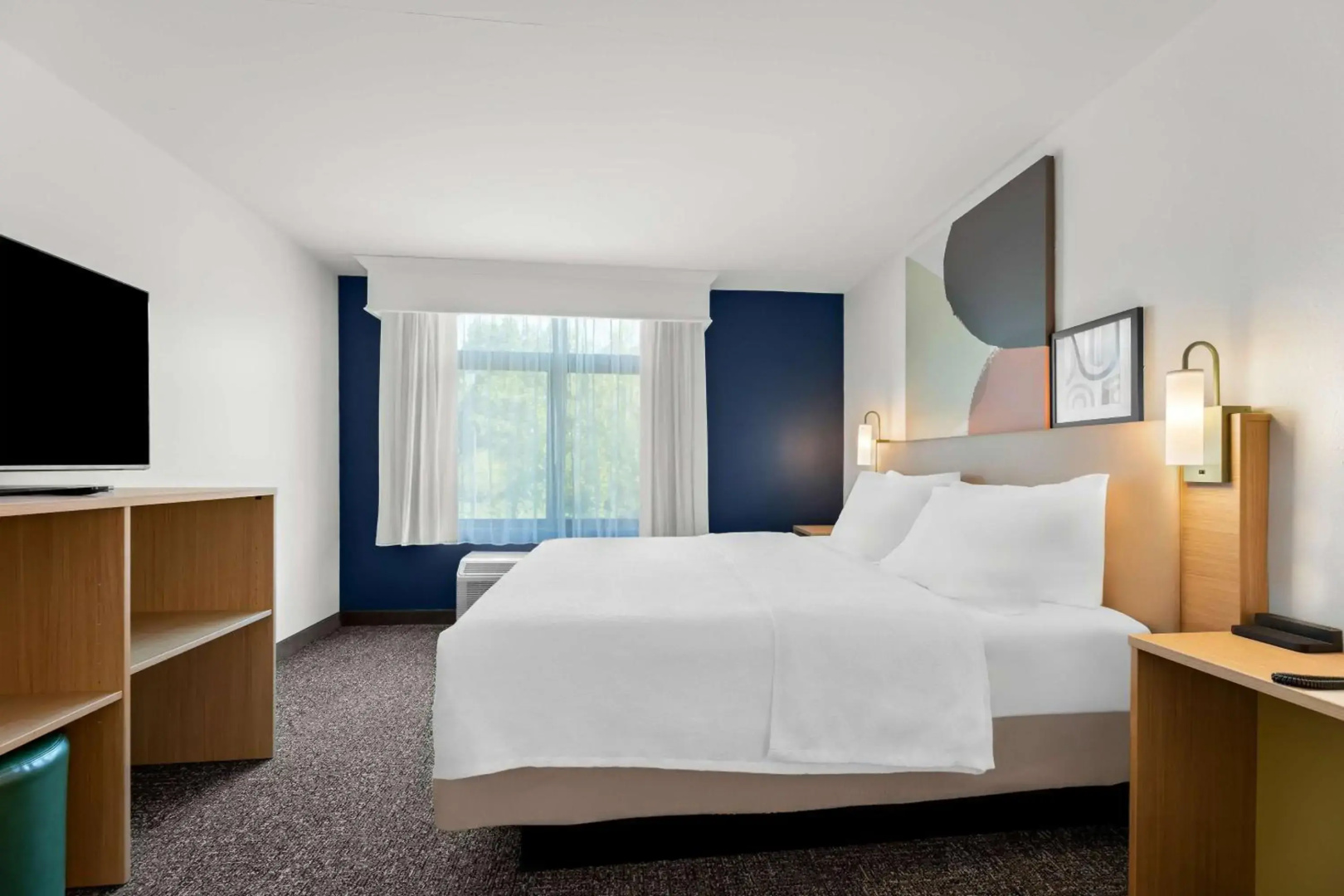Spark by Hilton Tupelo