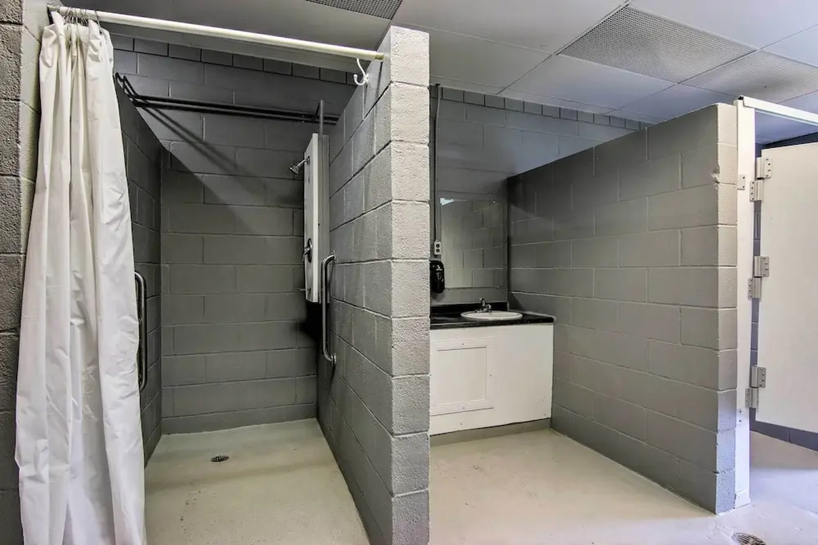 Pool Access: Dog-friendly Ocean Pines Home