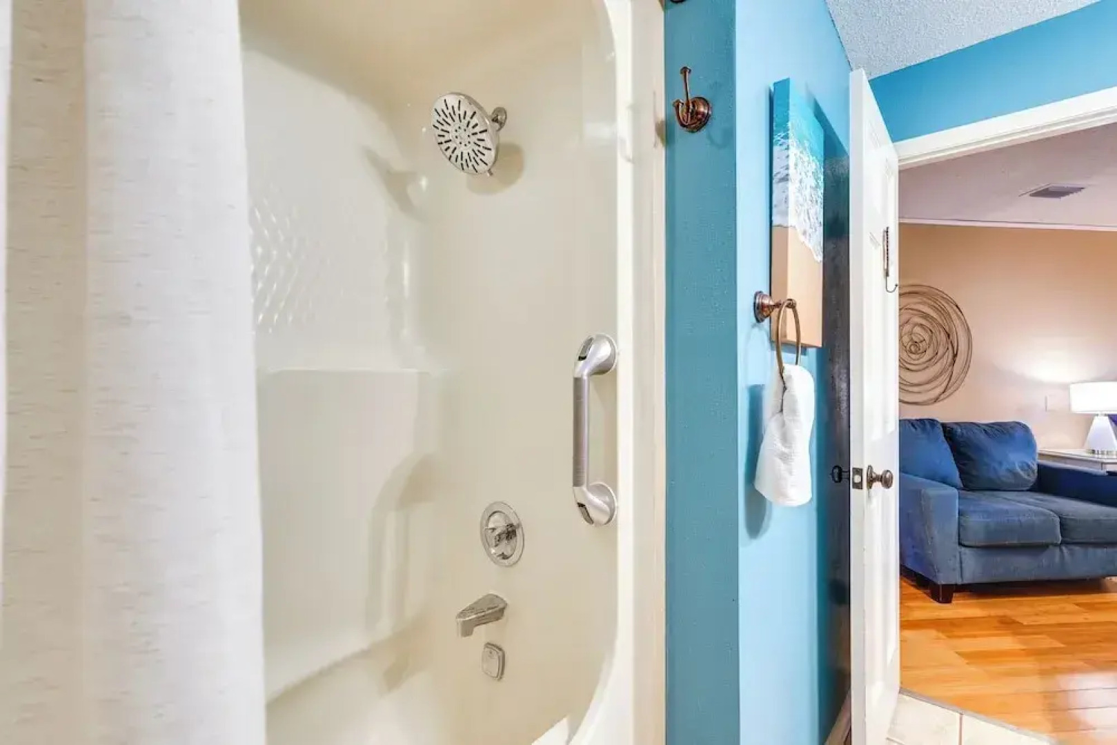 Charming Panama City Studio w/ Community Pool!
