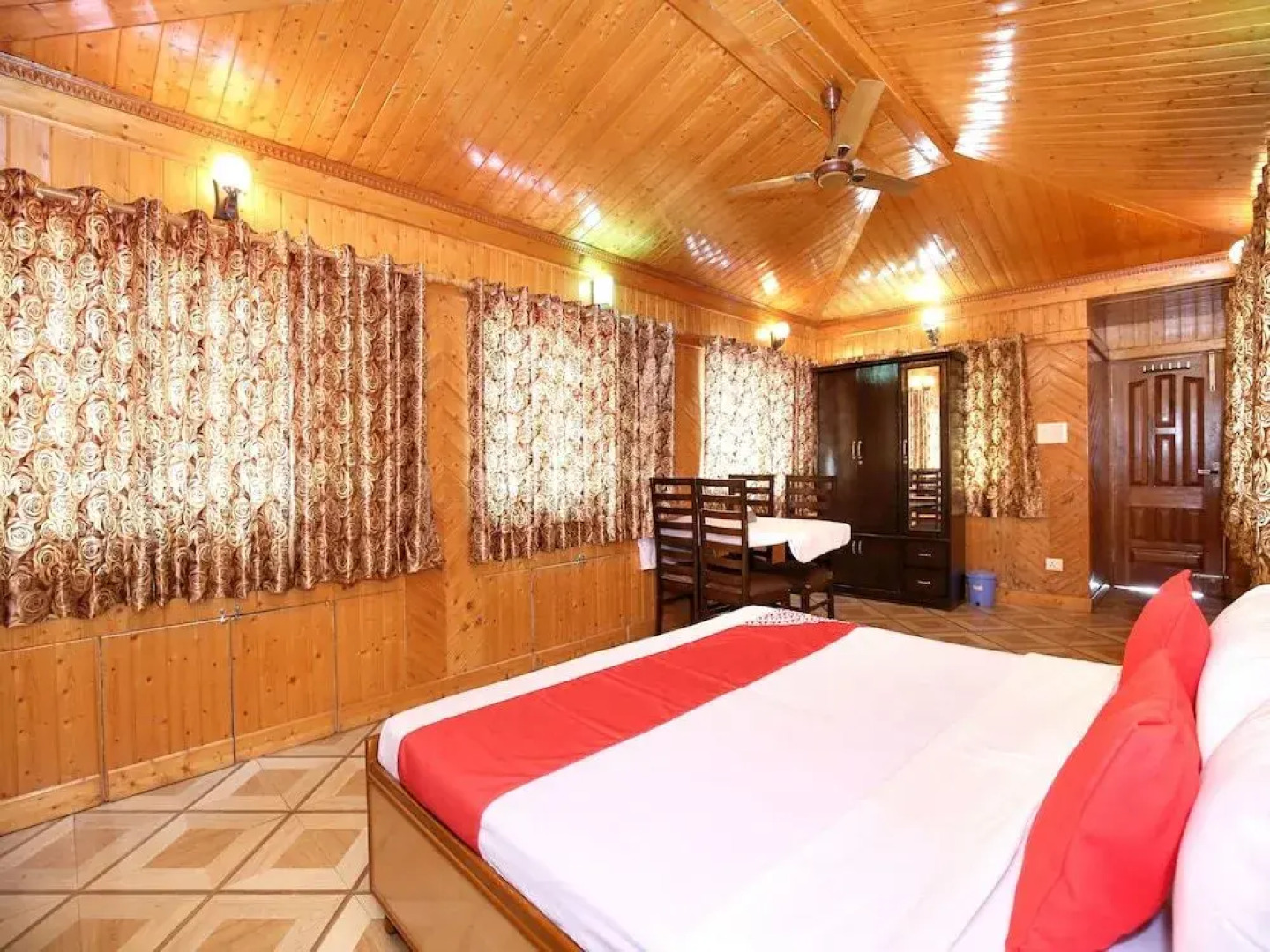 OYO 12796 Home Studios Hill View Solan