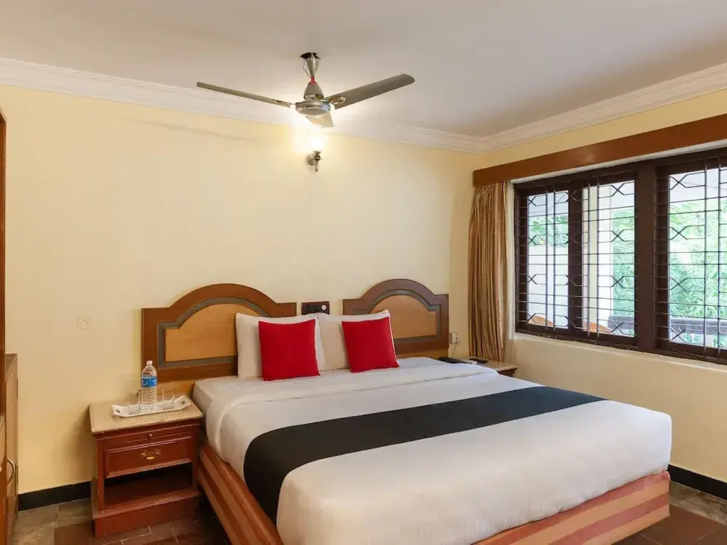 Capital O 40116 Sea Breeze Resort