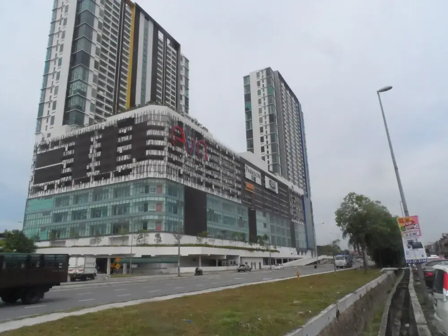 RZ EVO 'Homestay' SOHO