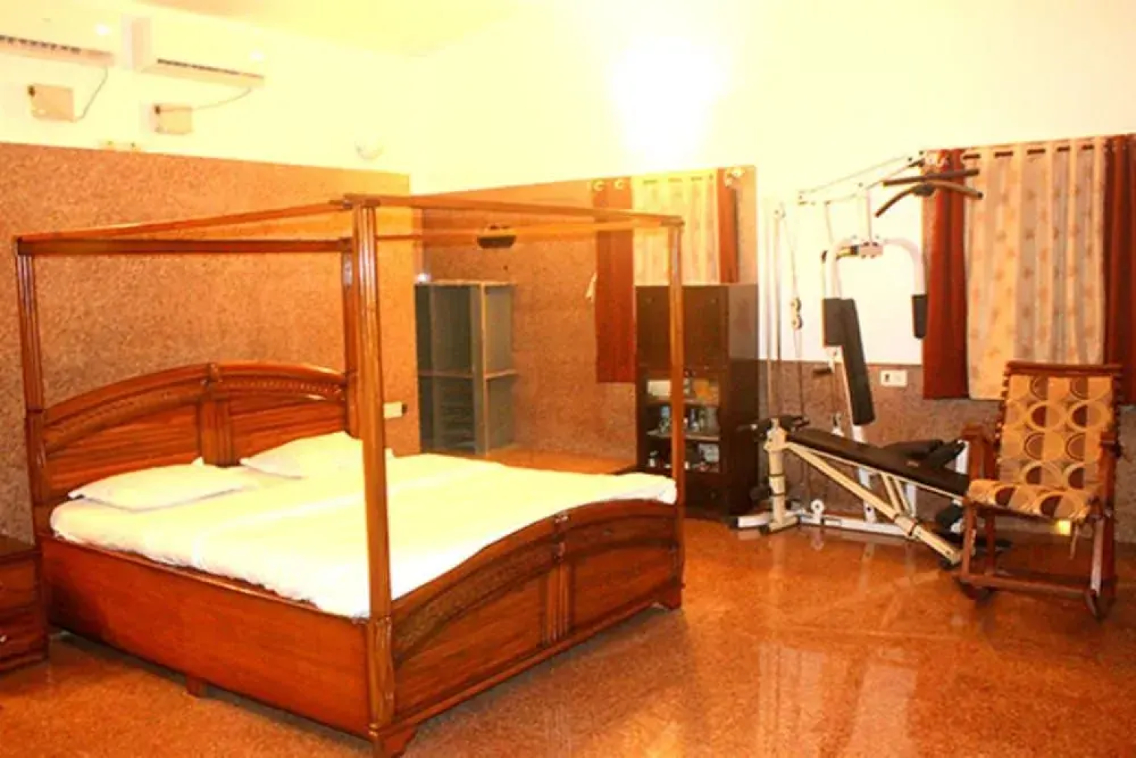 LSQ Luxuria (Nagaon)