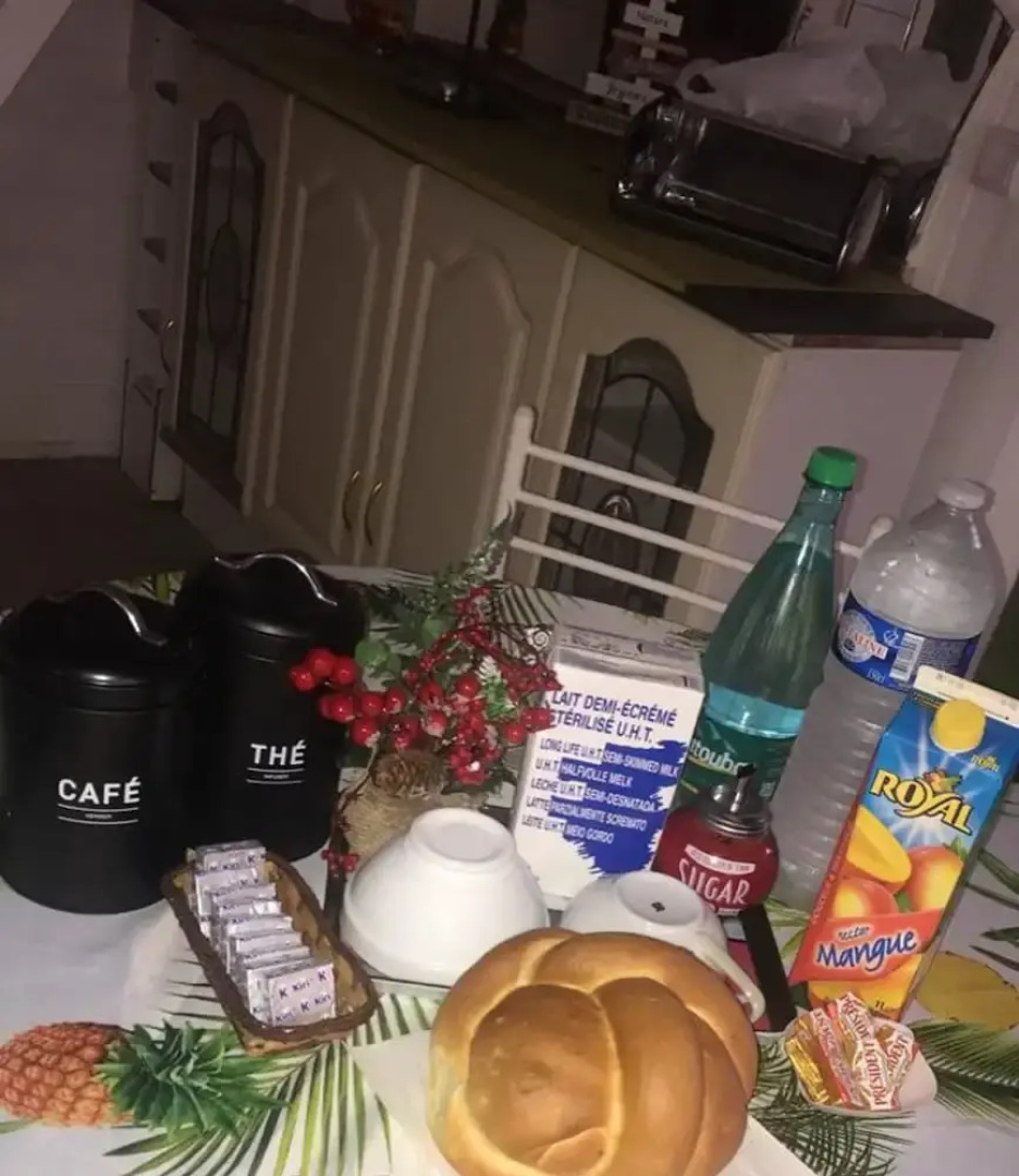 Bungalow With 3 Bedrooms in Trois-rivières, With Wonderful Mountain View, Private Pool, Enclosed Garden