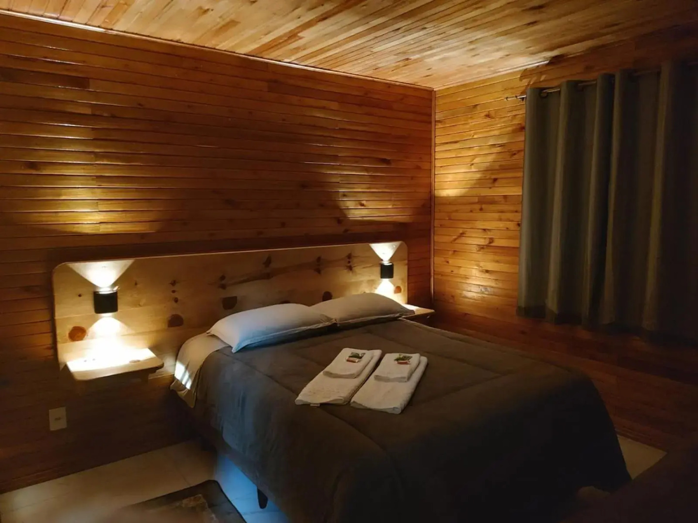 Águia Dourada Hospedagem Casa 02