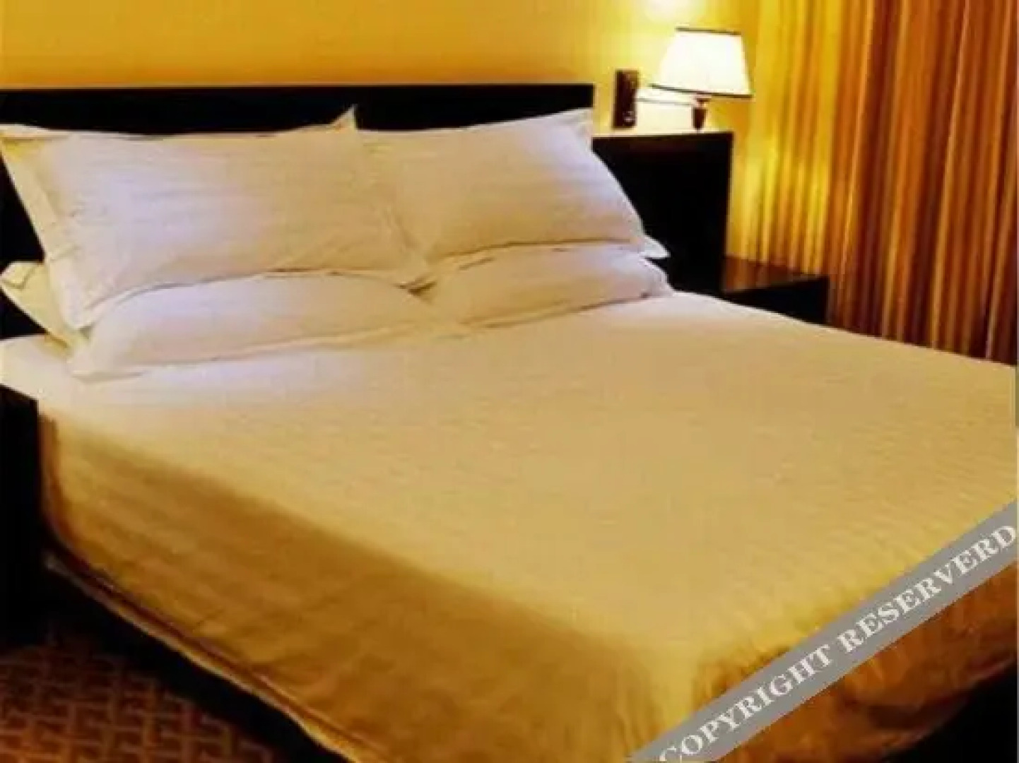 Shengjing Yijia Hotel