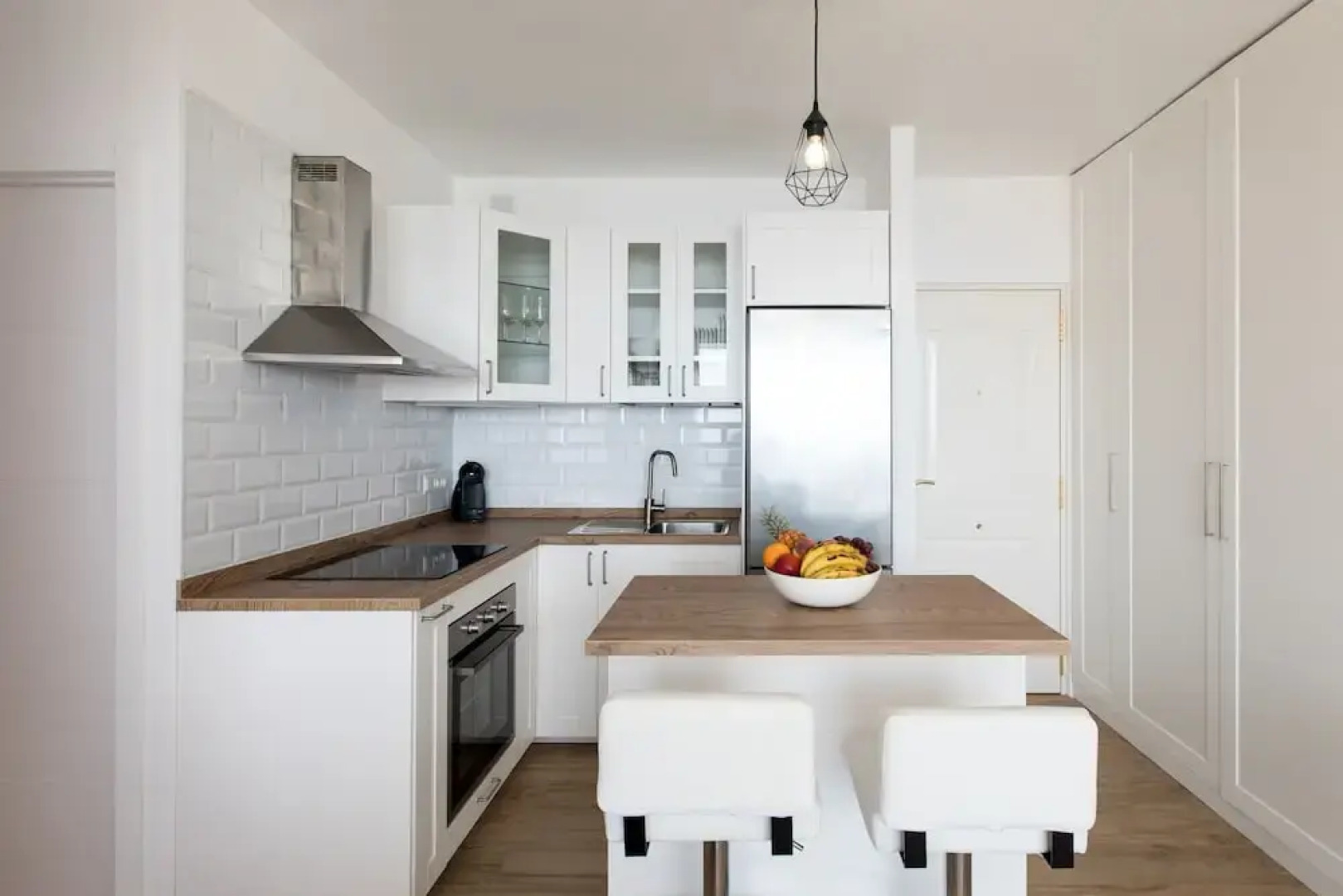 Endless Summer Apartment, Fresh Style and Sea Views