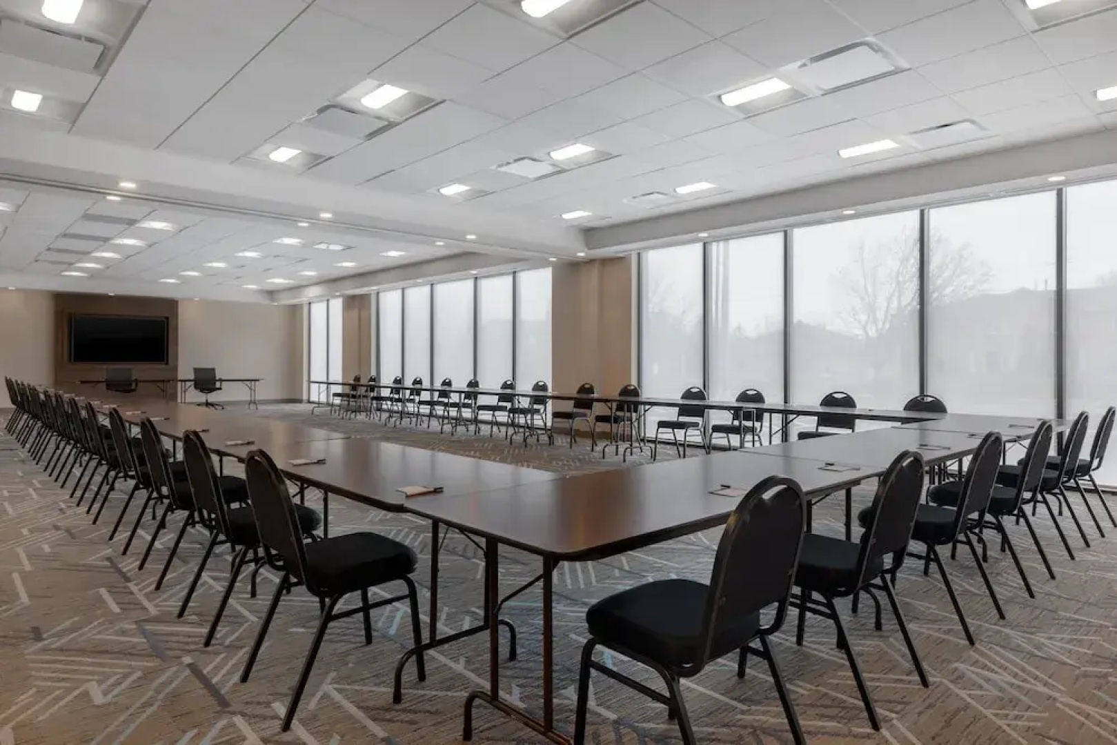Holiday Inn Express & Suites St.Thomas by IHG