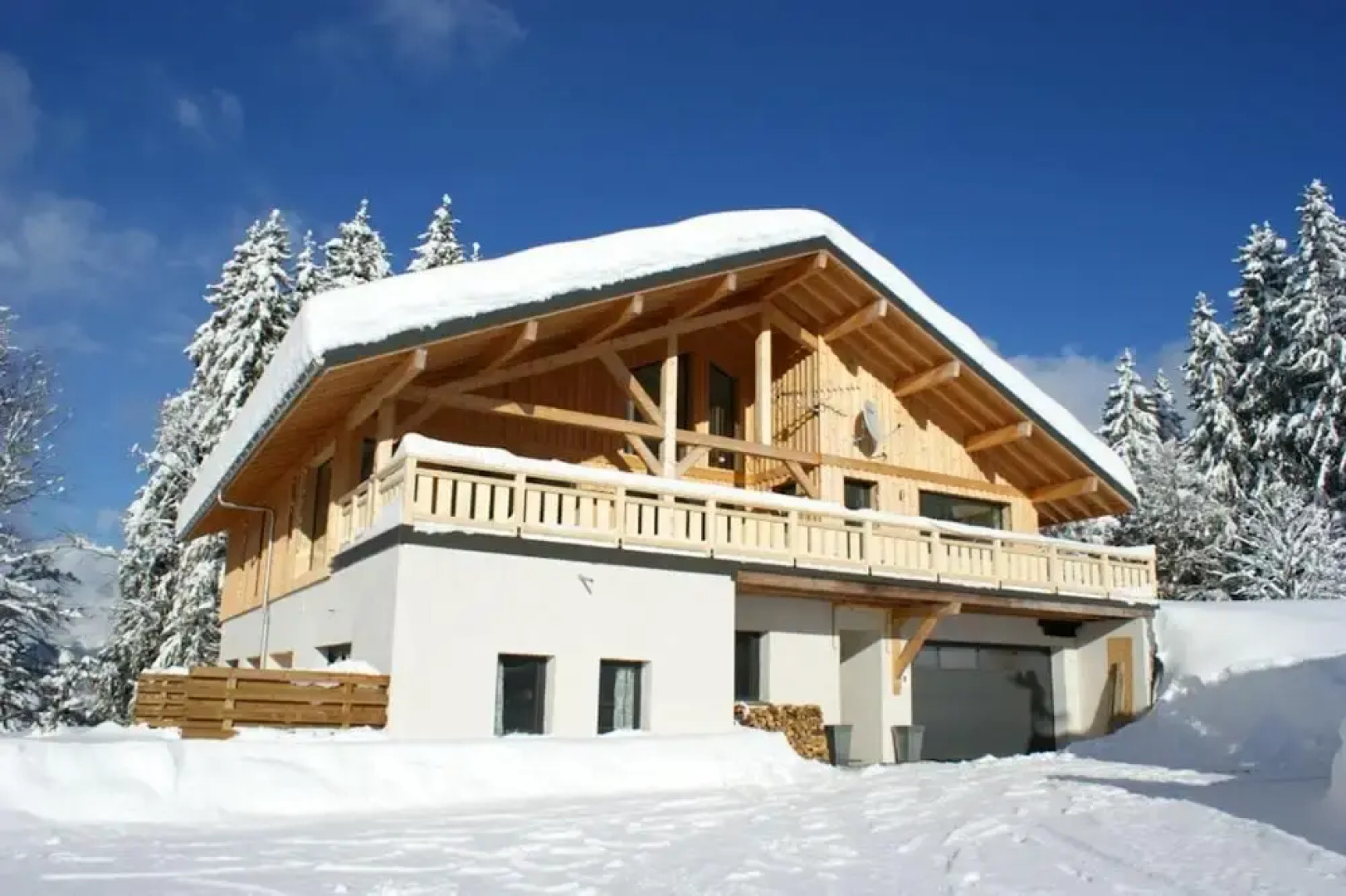 Apartment with 2 Bedrooms in Les Gets, with Wonderful Mountain View, Furnished Garden And Wifi - 50 M From the Slopes