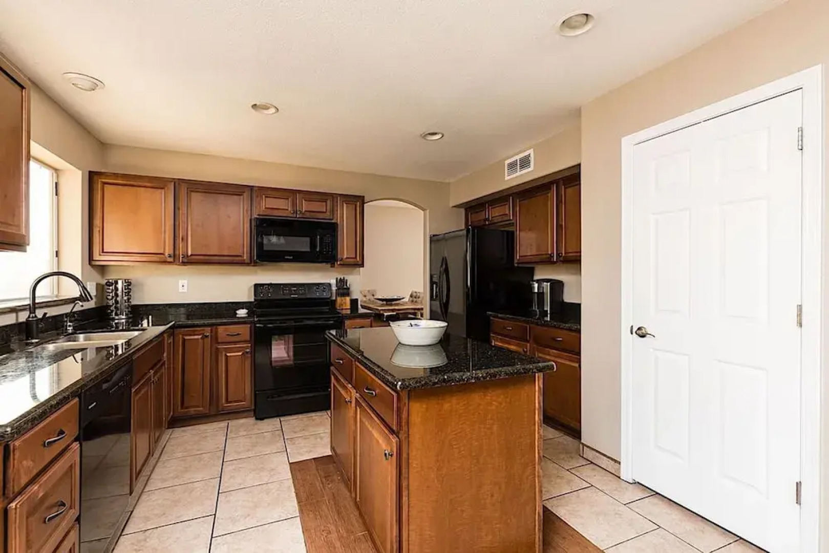 Piute Palace 5BR by Casago