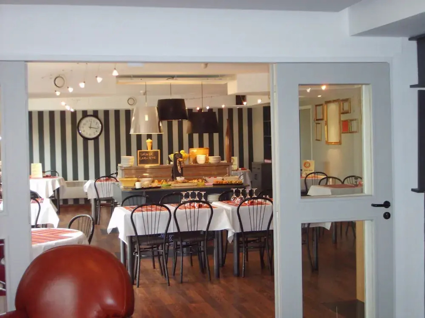 Brit Hotel Baillet en France