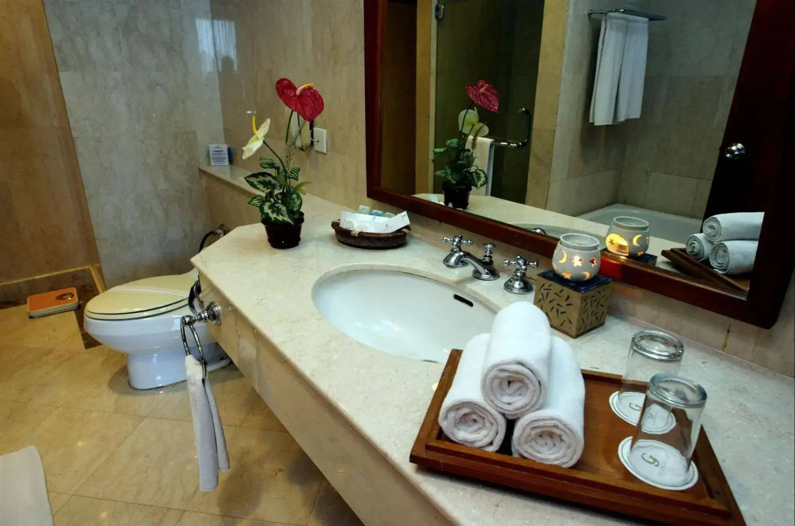 Makassar Golden Hotel