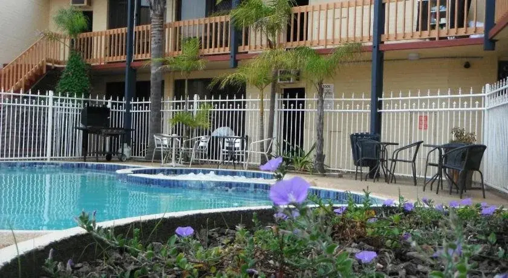 Central Hotel