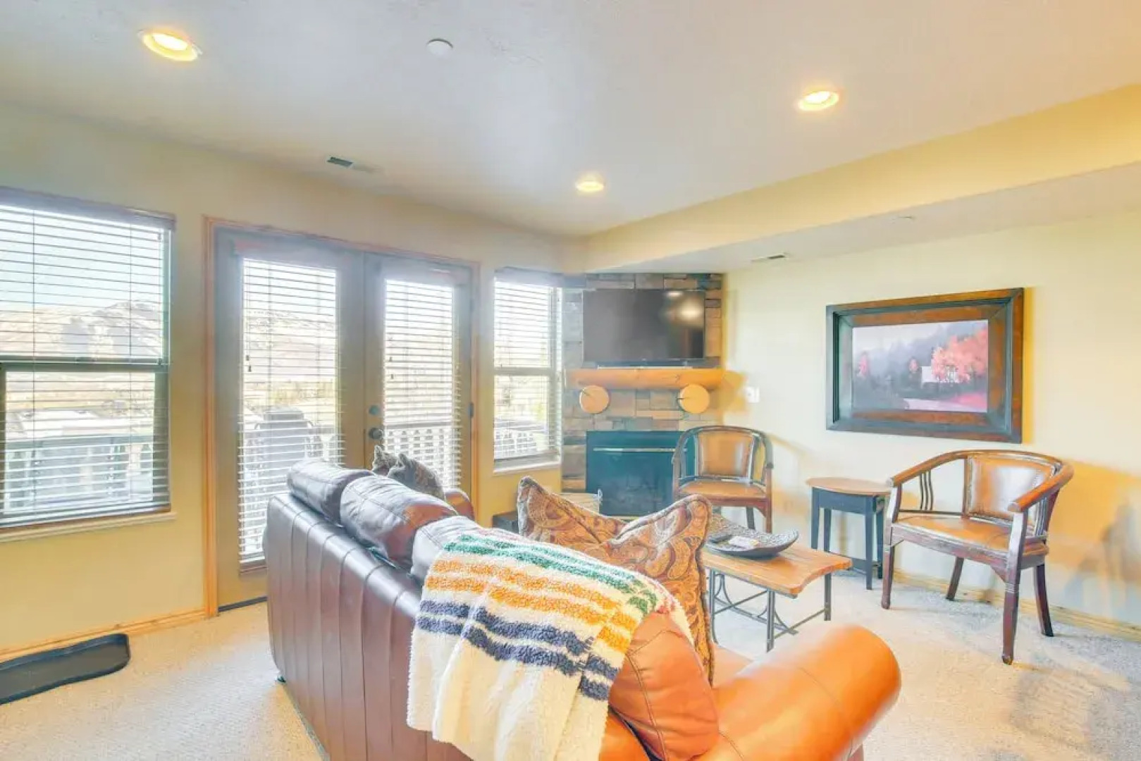 Mtn-view Gem Near Skiing & Golf in Eden!