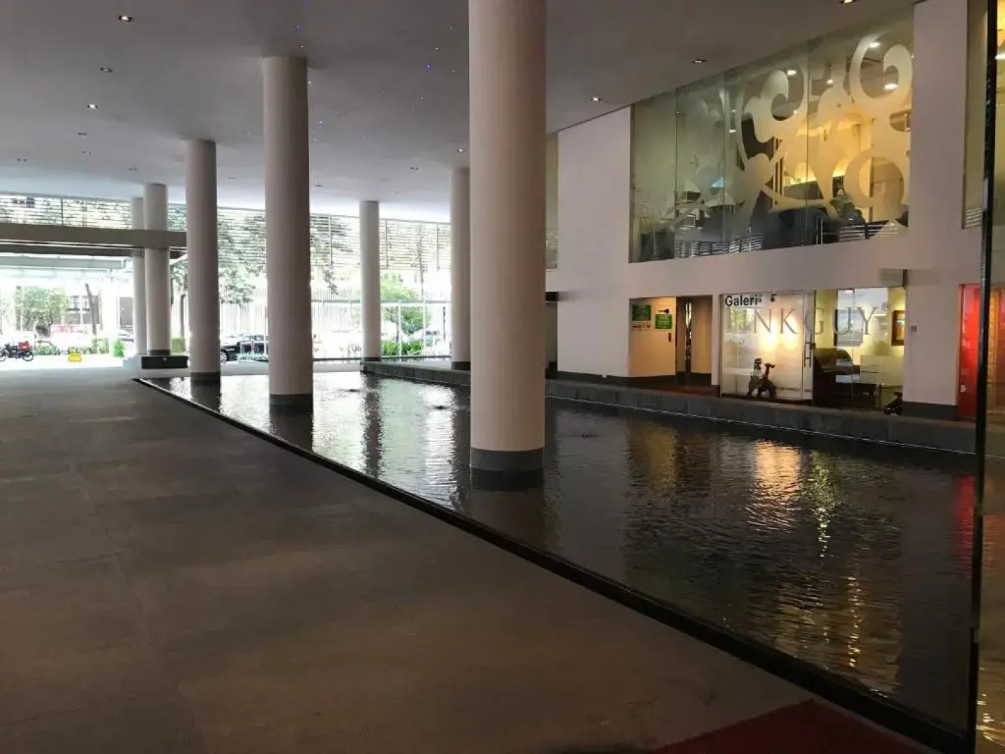 Soho Suites KLCC by 21 Century travel