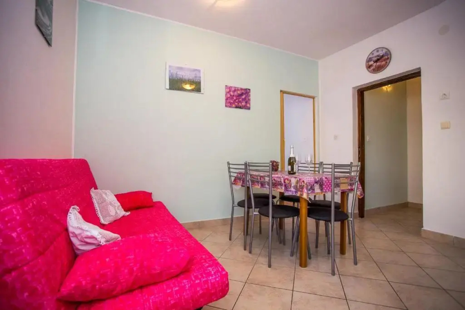 Apartments Mala Karla 1685