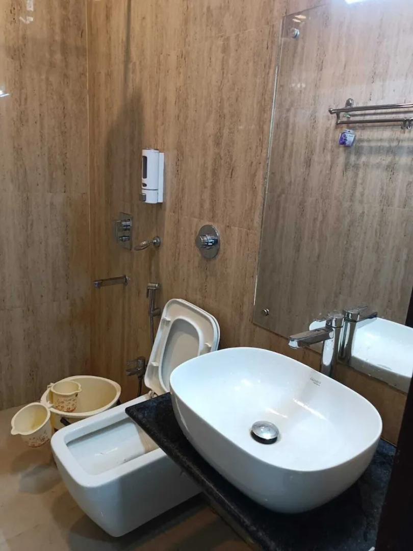 Kusum Hotel And Restaurant