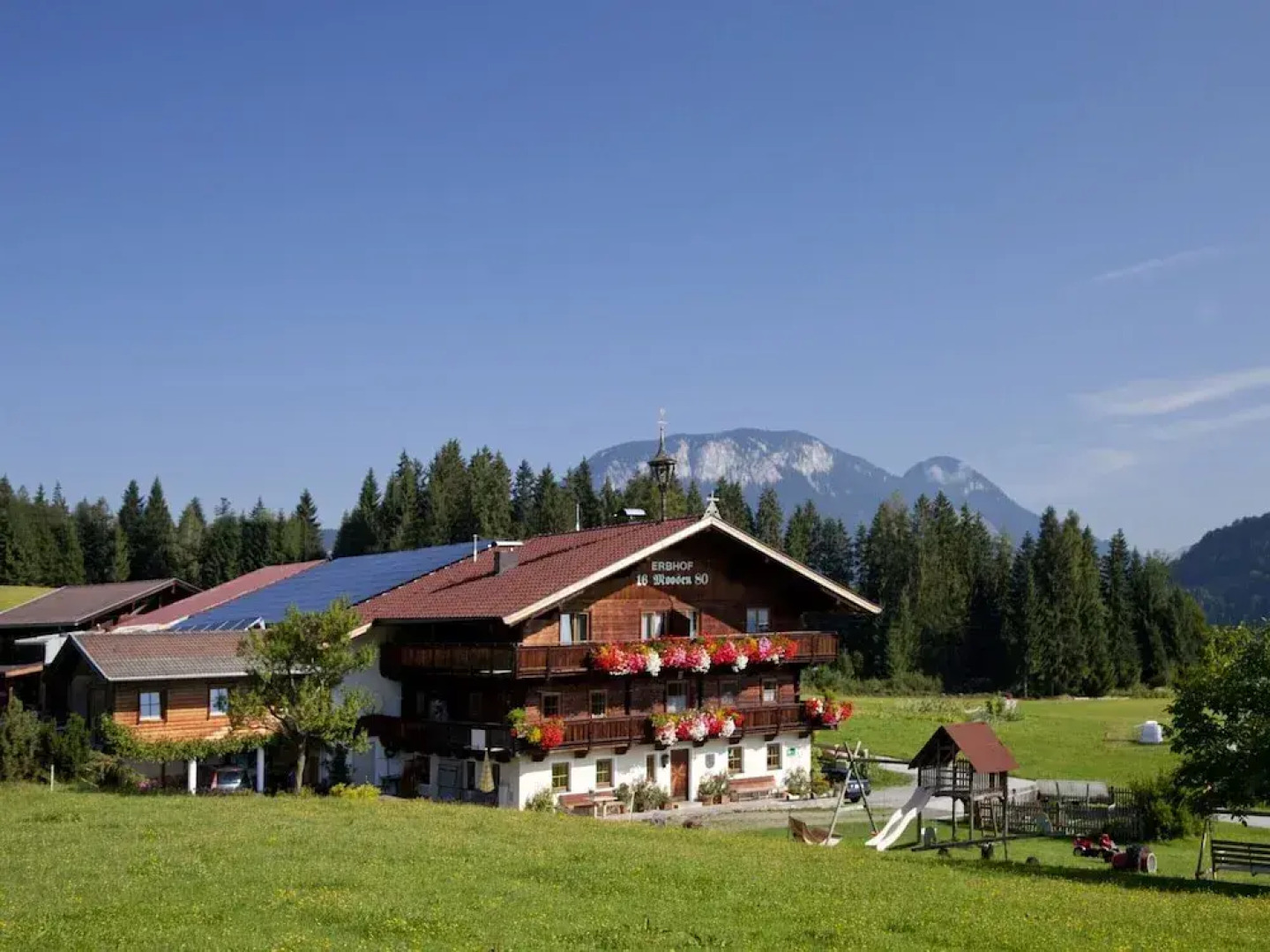 Wooden Apartment With Mountain View