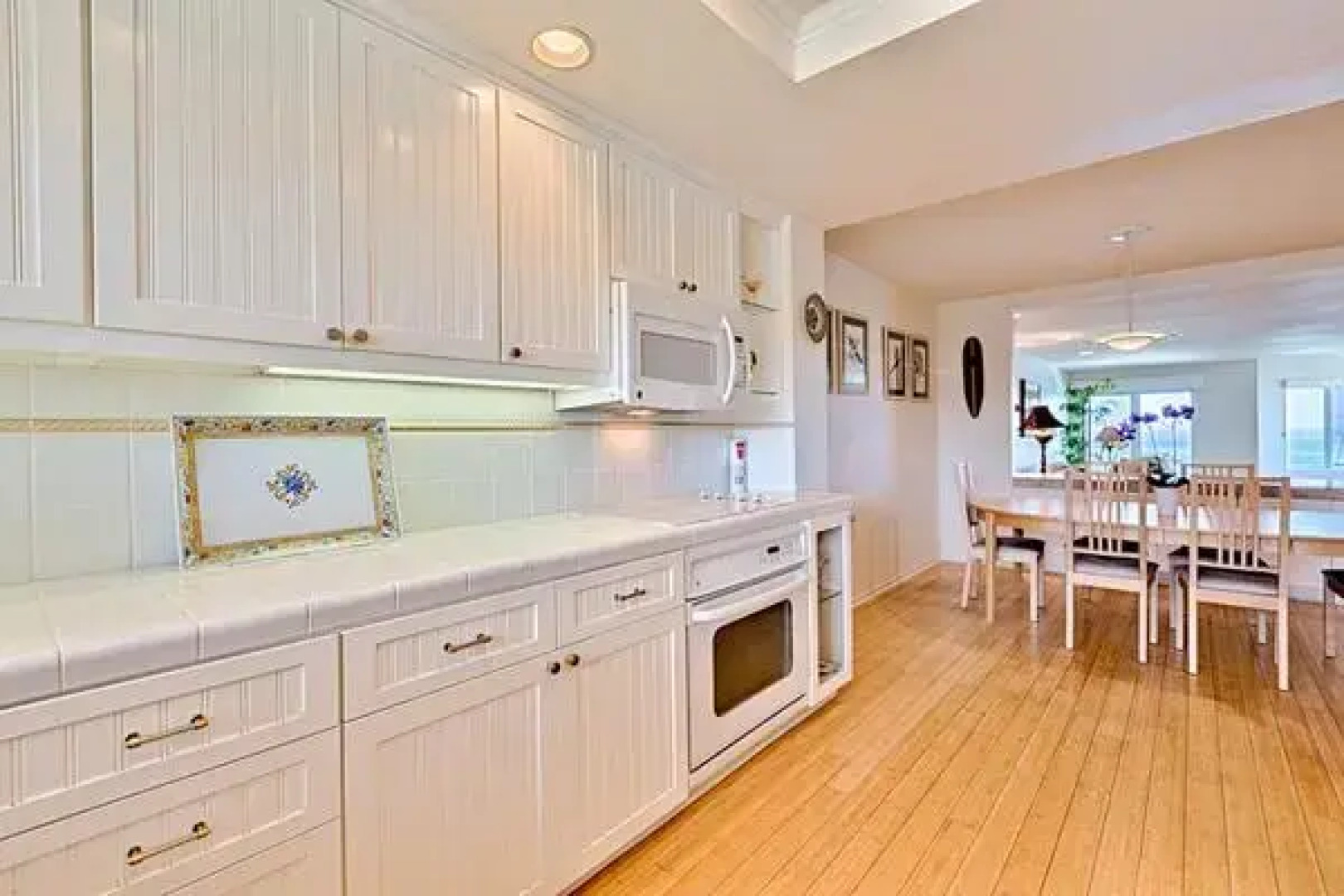 27 Song Solana Seascape