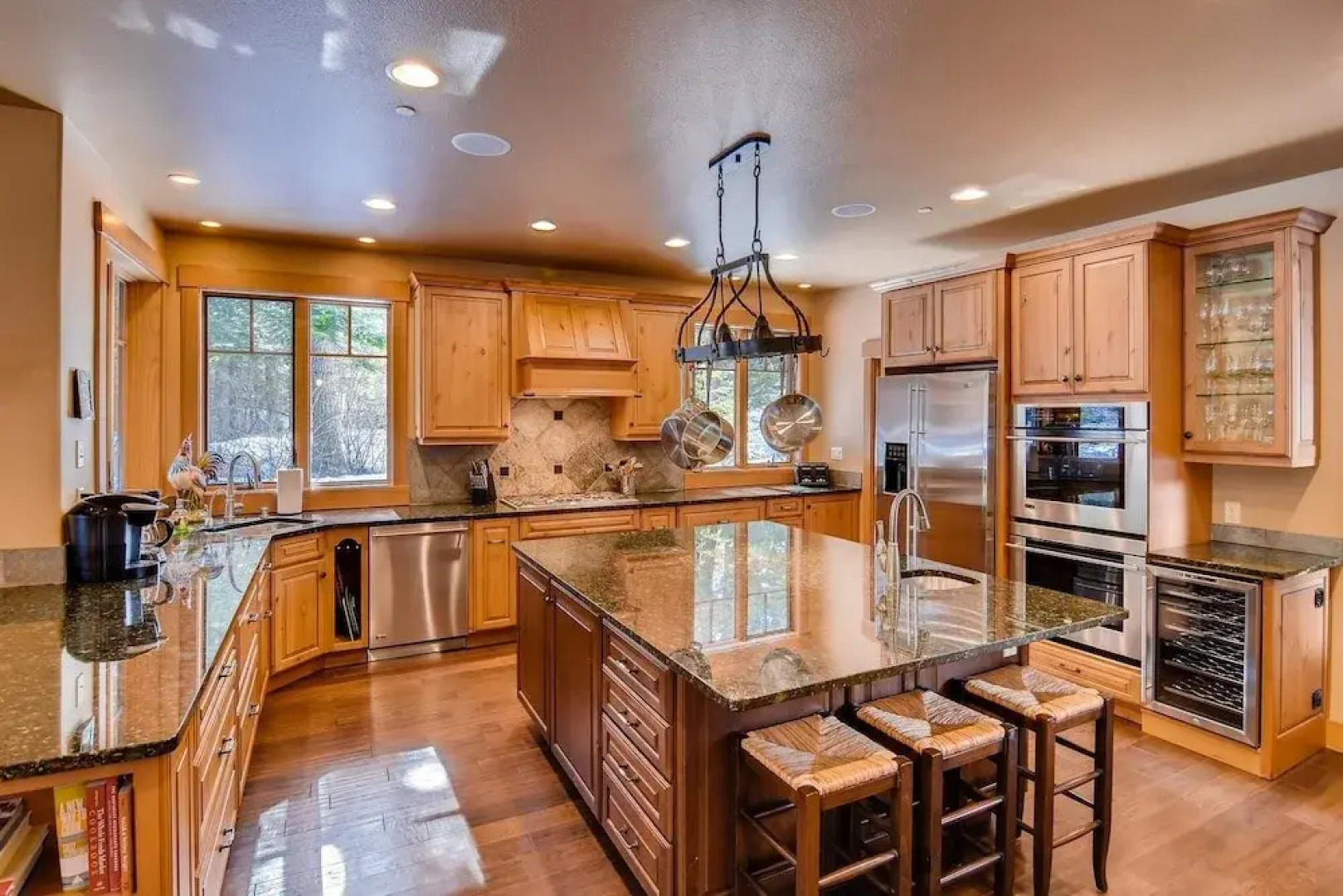 4,000sqft Private Luxury Home Htd Game Rm & Kids Bonus Rm Hot Tub