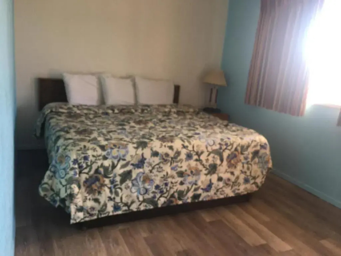 Sky Palace Inn and Suites El Dorado