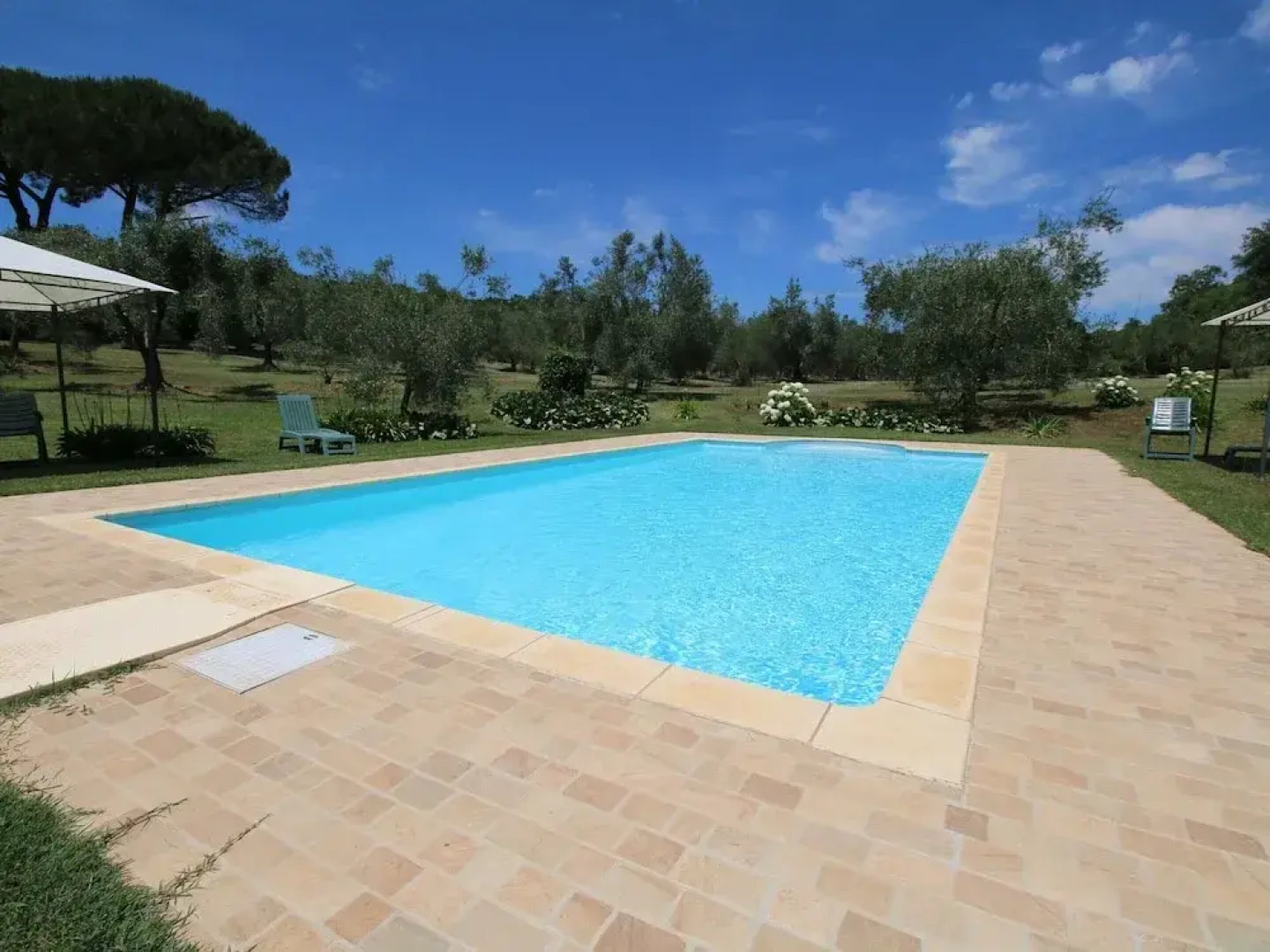 Villa Near Lake Bracciano With Pool