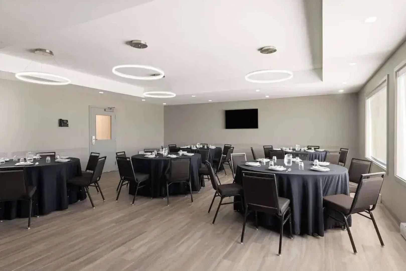 Microtel by Wyndham Lachute