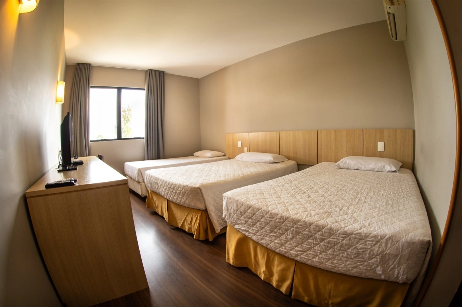 Hotel Campo Largo Express