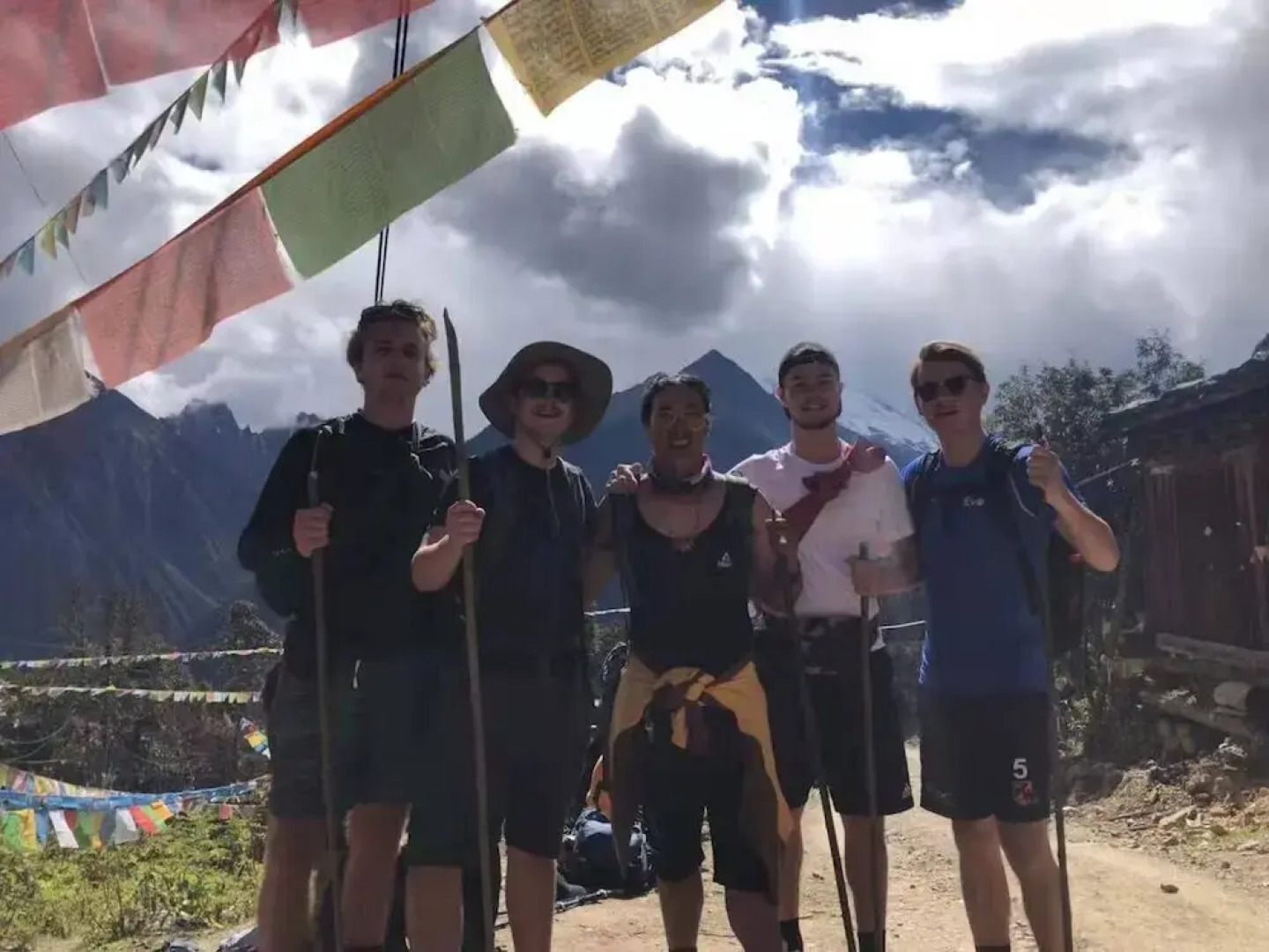 Shangri-La Timeless Inn