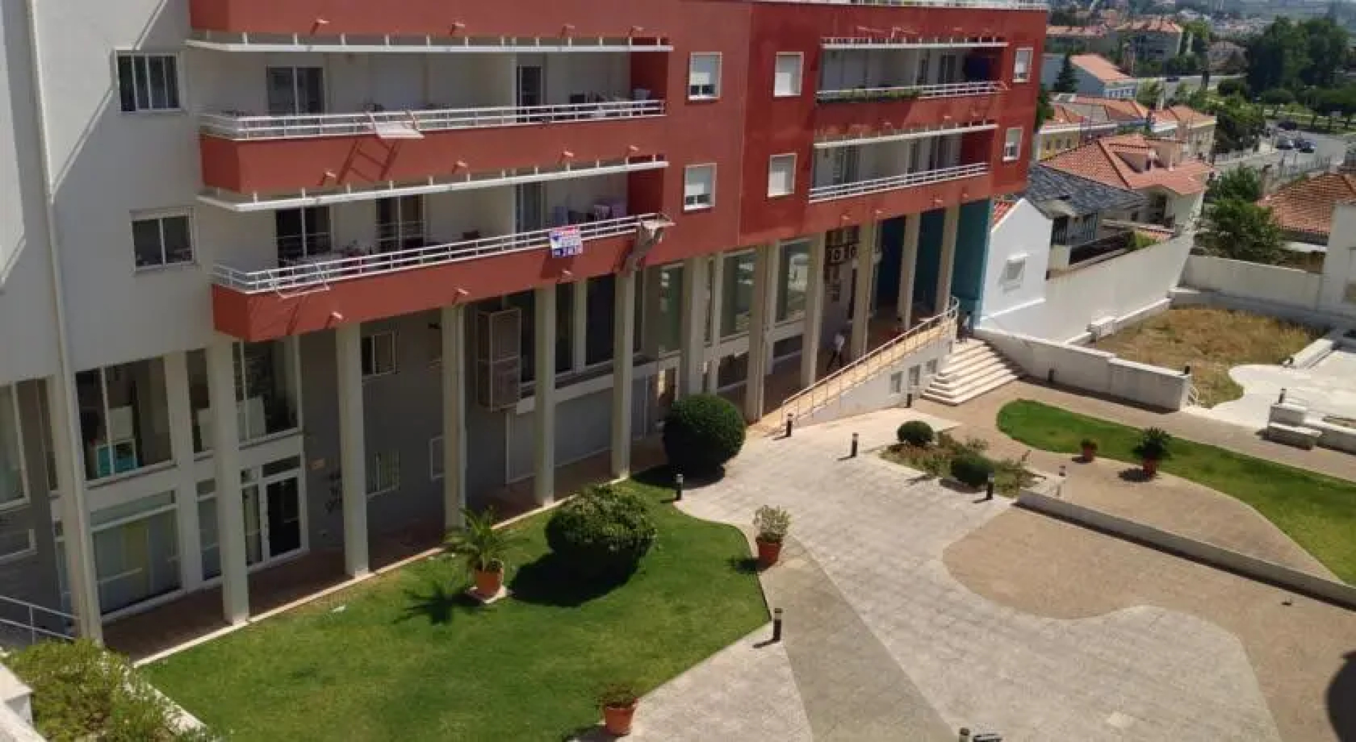 Porta 14 Oeiras