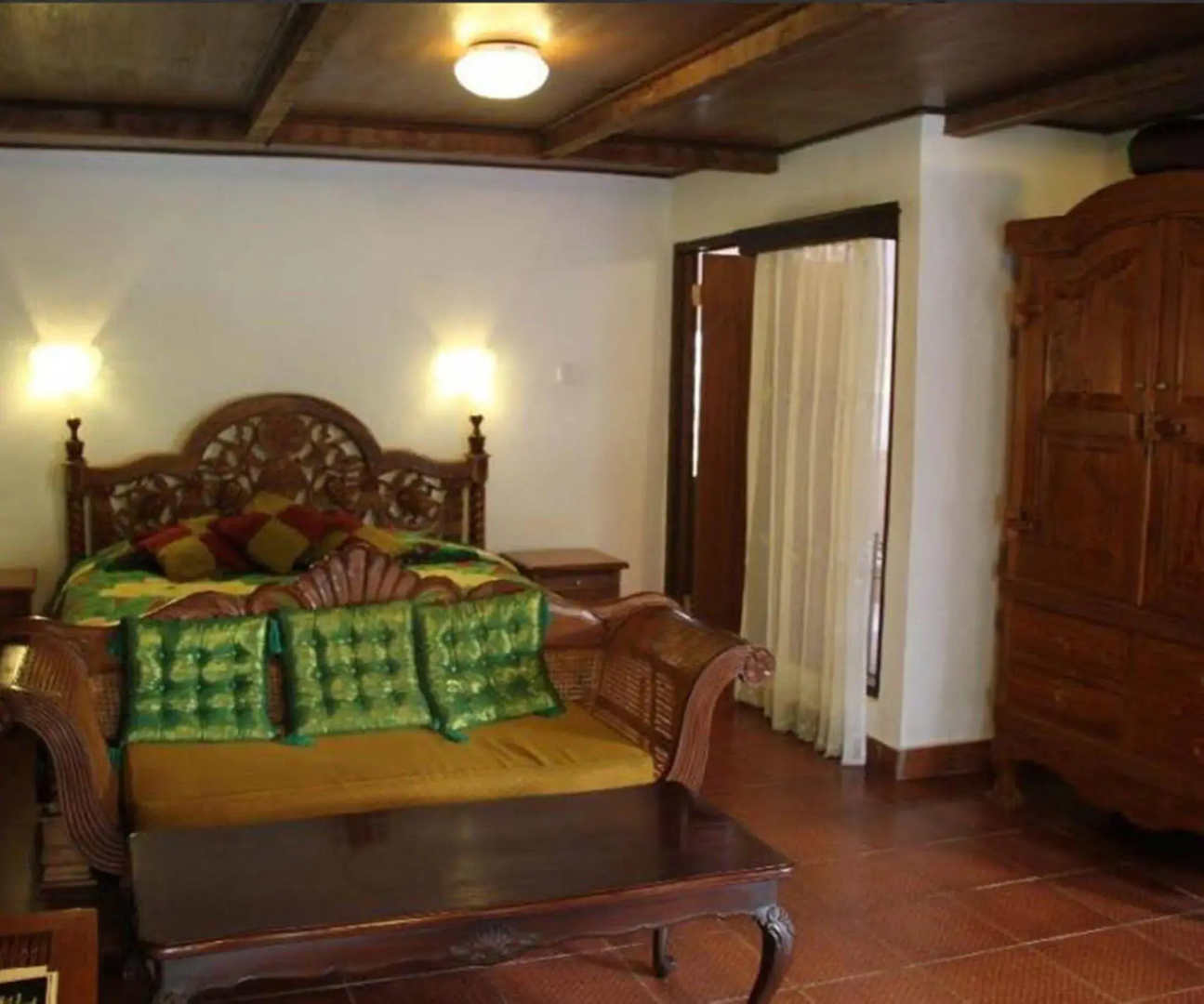 Gazebo Beach Hotel