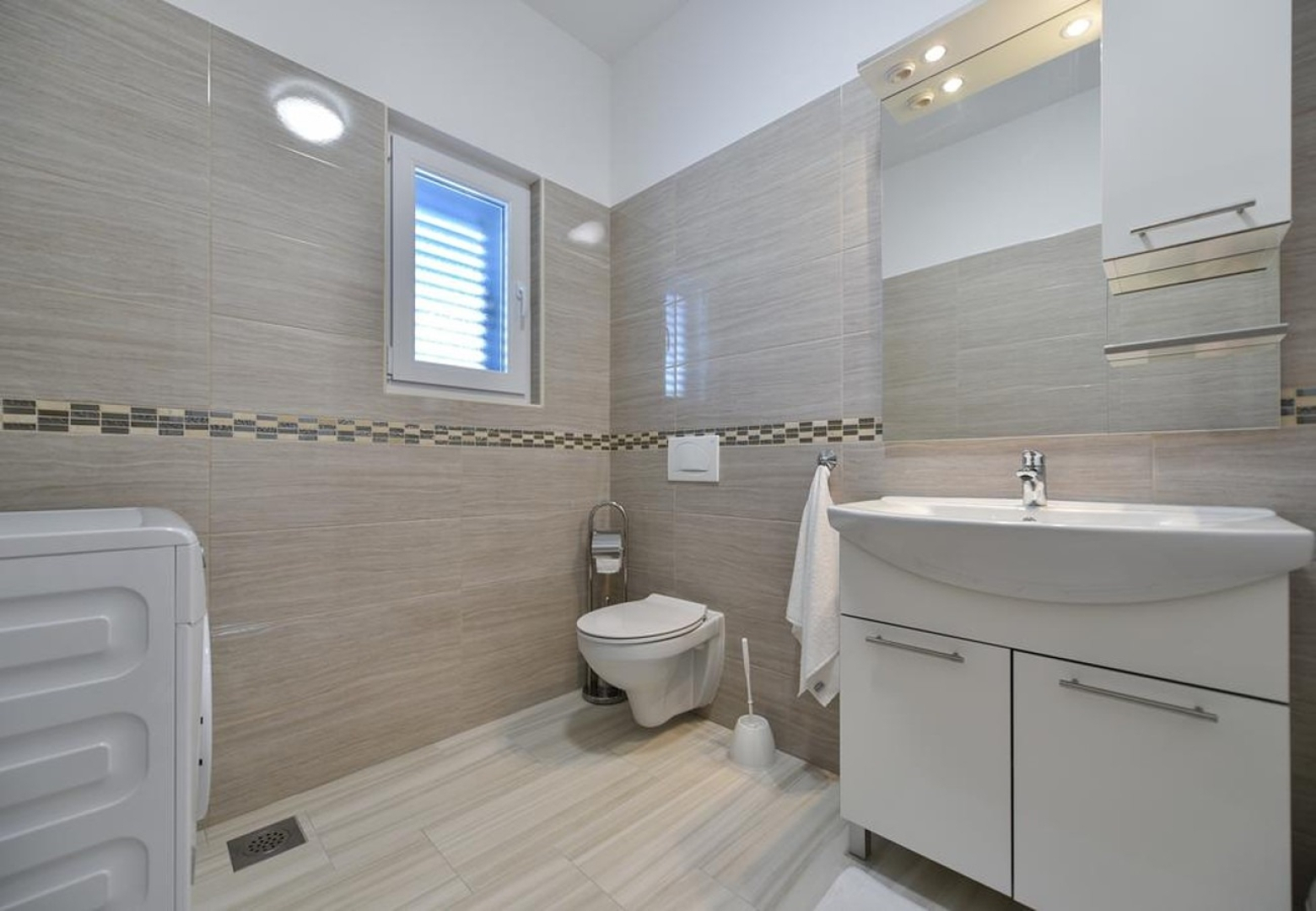 Holiday house Ani 1 - with pool : Privlaka, Zadar riviera