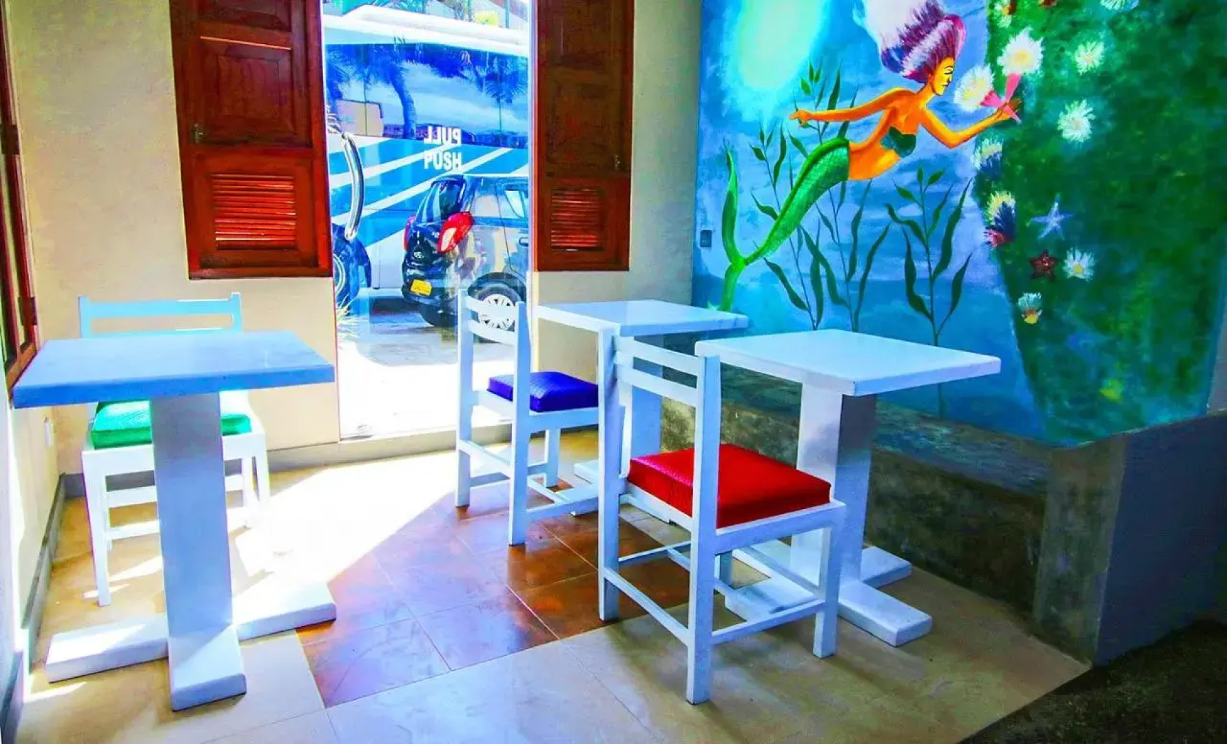 Youth Fame Shared accommadation Managed By Insight Ahangama