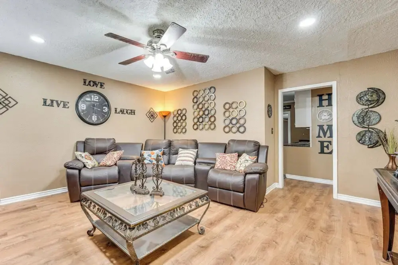 Fire Pit & Grill: Victoria Home Near Downtown