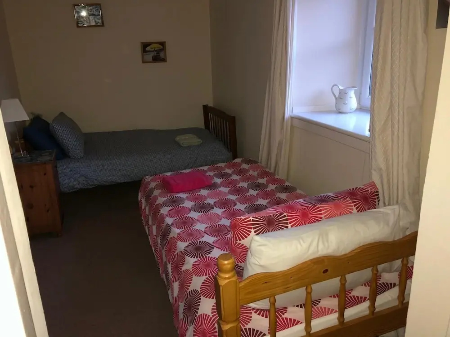 Petfriendly-beachfront-sunsetfacingsunporch-garden