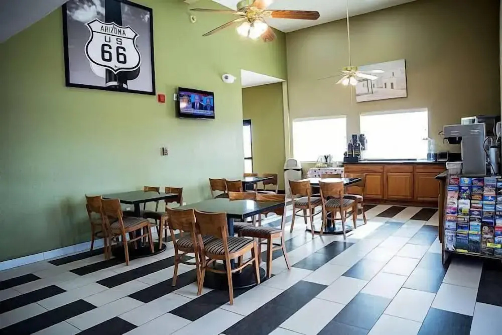 Super 8 By Wyndham Holbrook