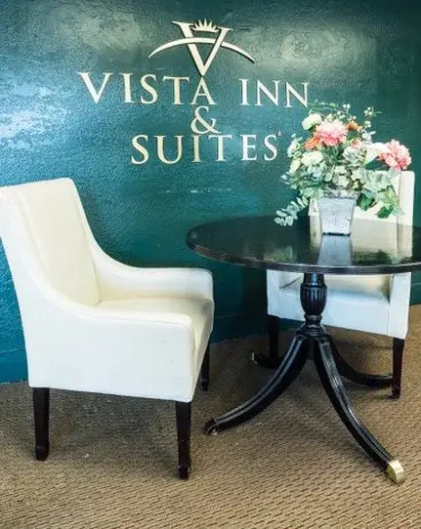 Vista Inn & Suites Tampa