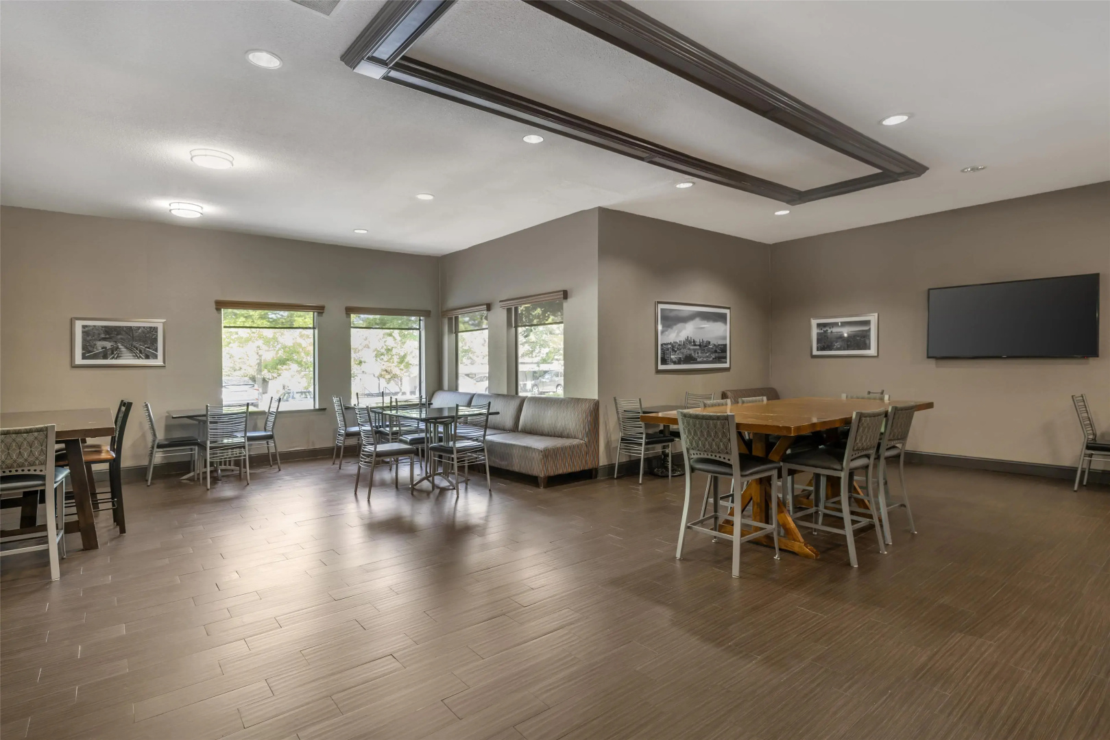 Best Western Plus Lee's Summit Hotel & Suites