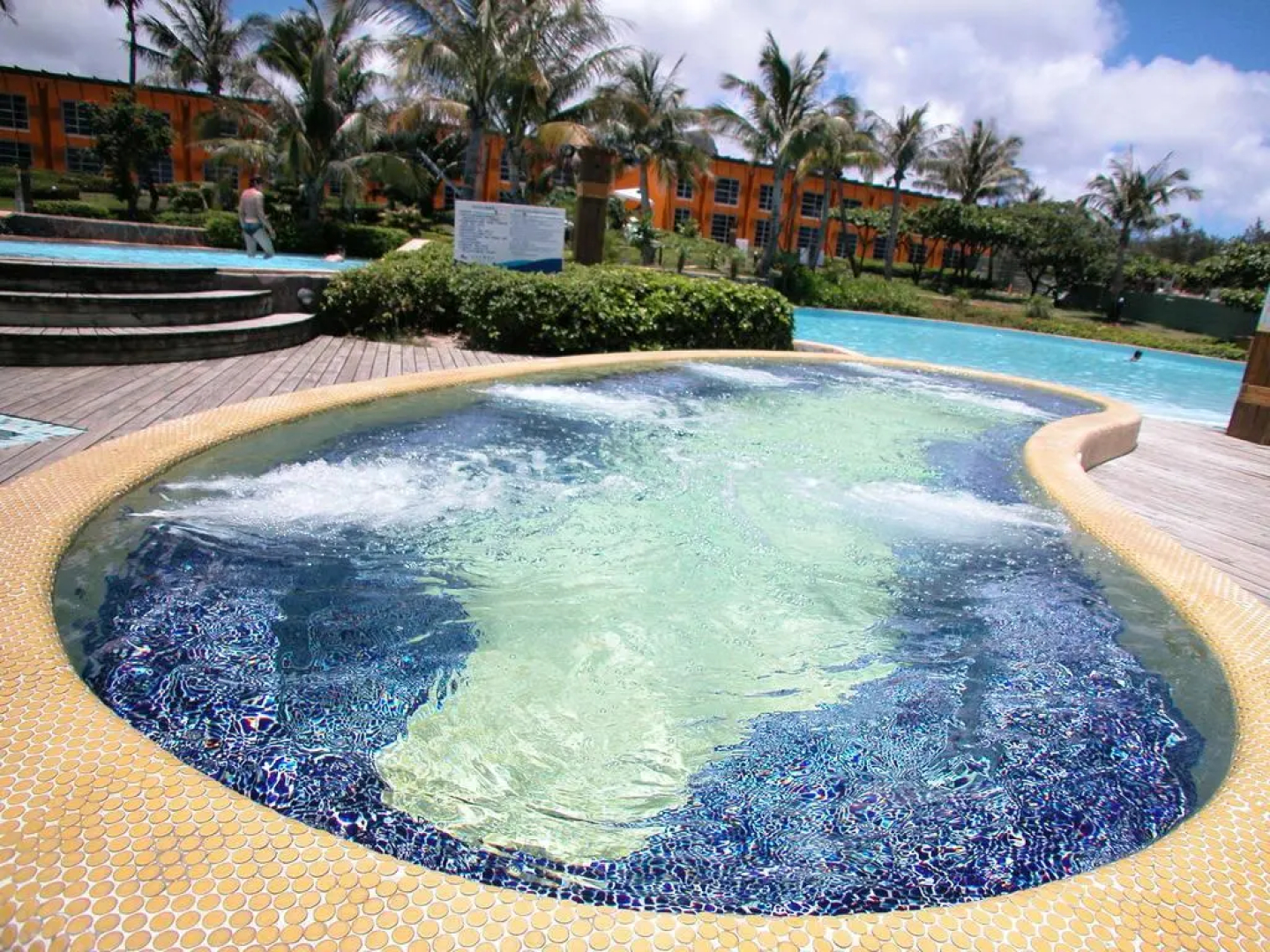 Chateau Beach Resort