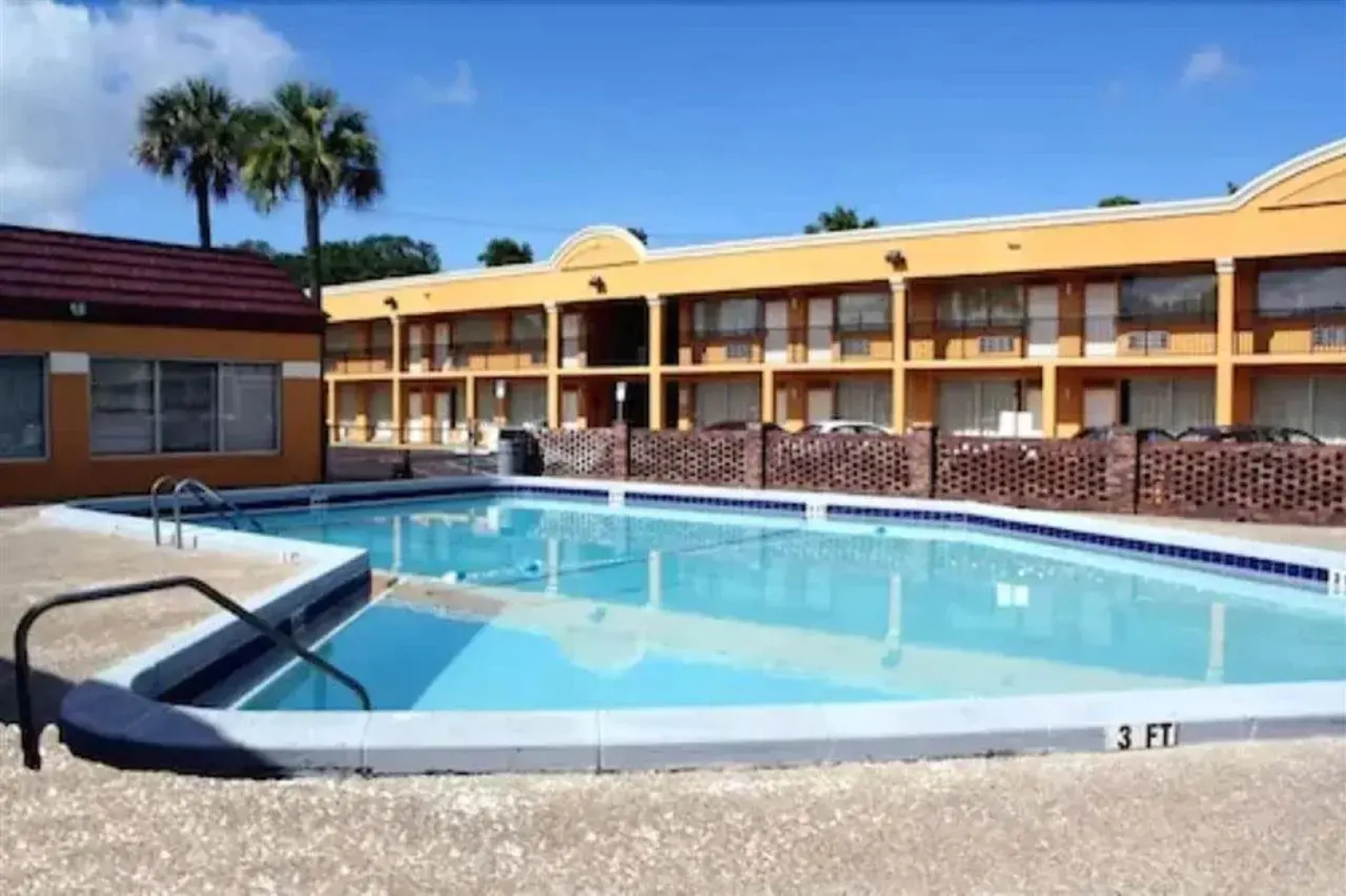 Scottish Inn Jacksonville Downtown