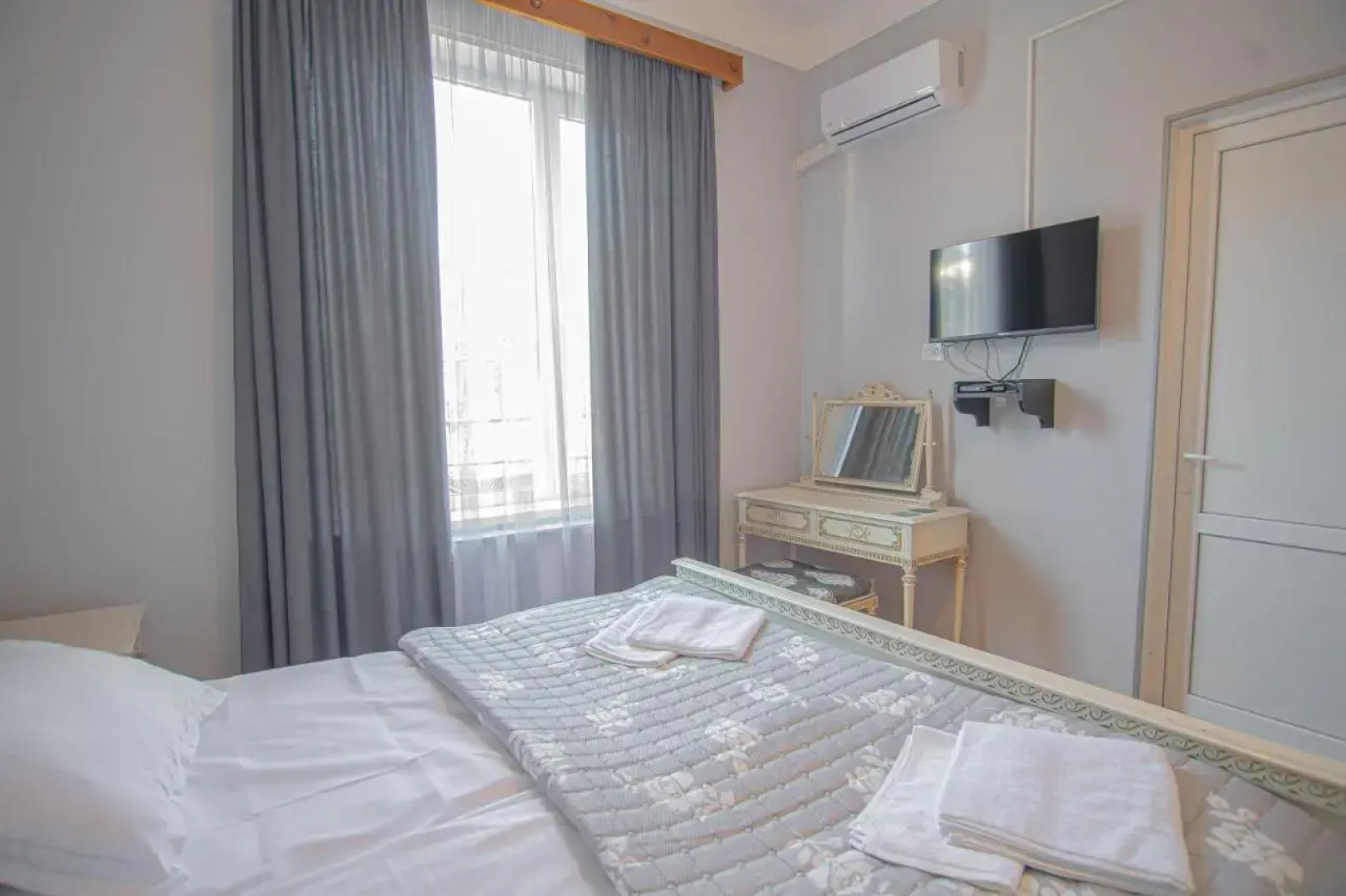 Tetriani Guesthouse